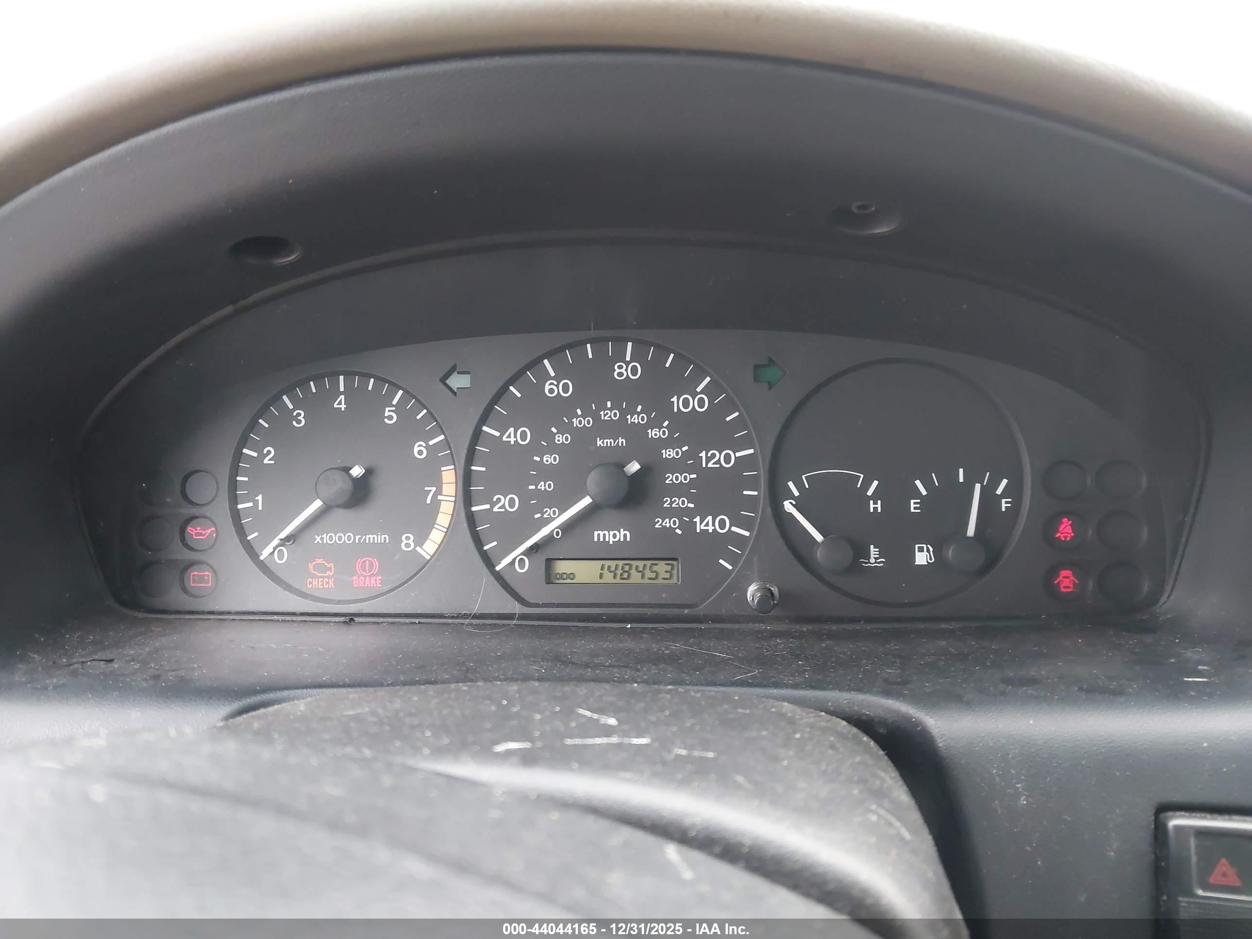 MAZDA 626 image 7