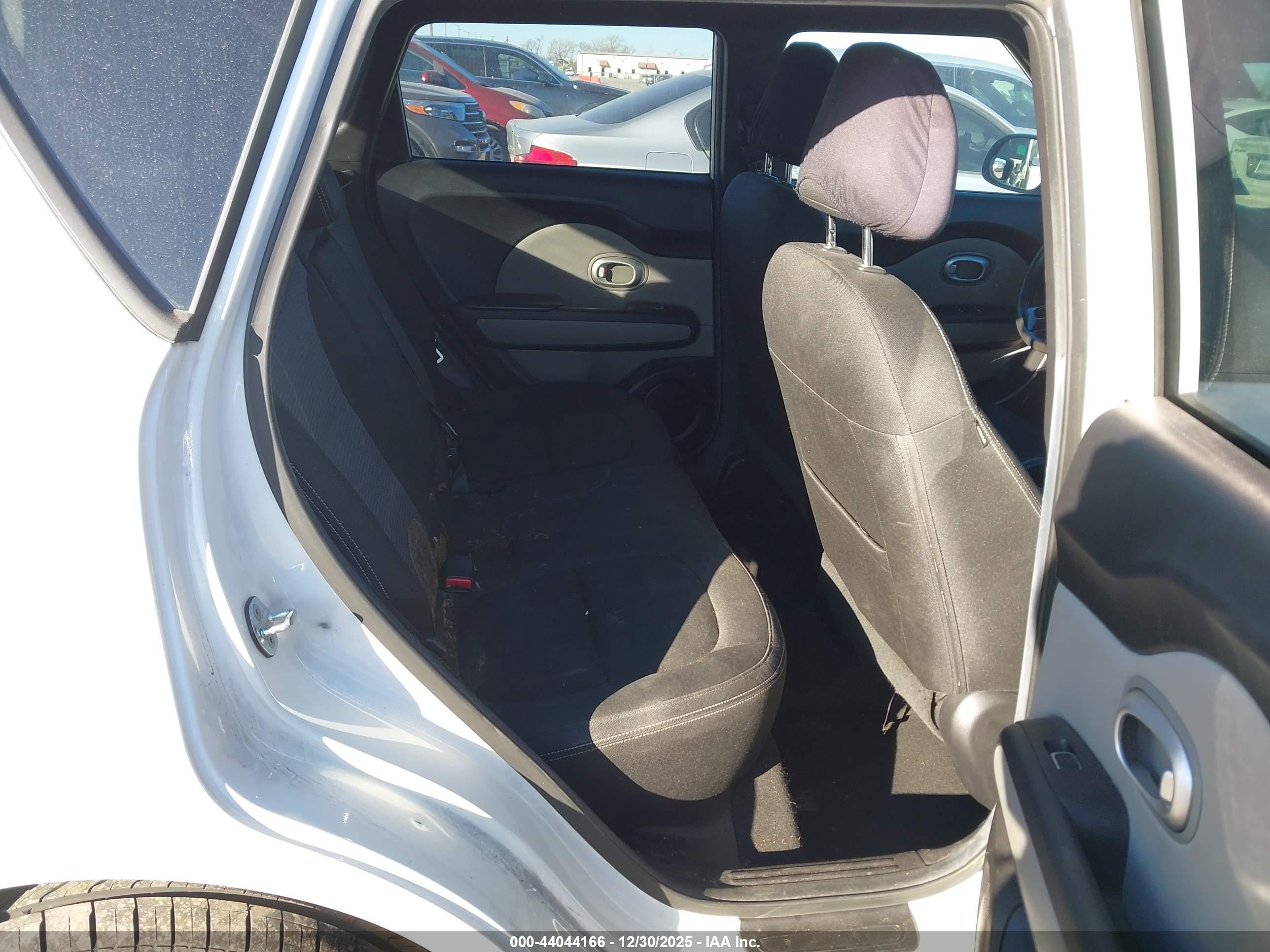 KIA SOUL image 8