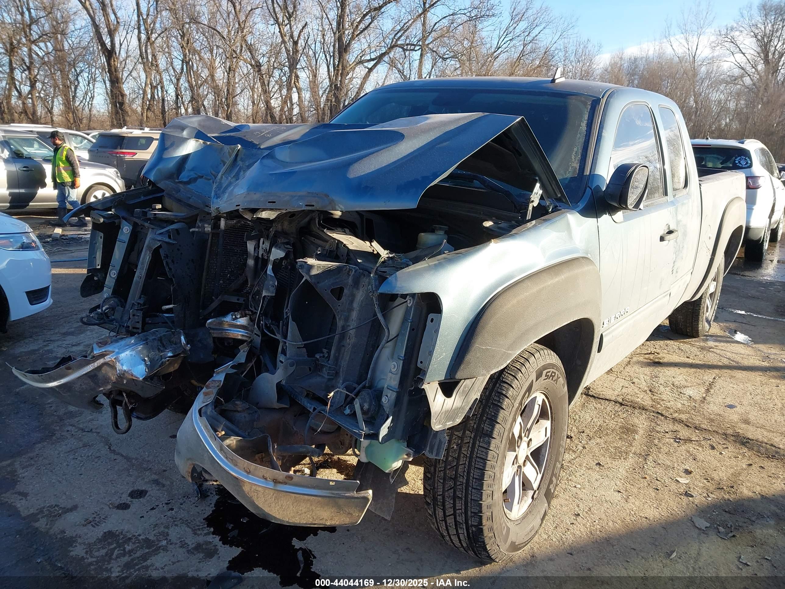 GMC SIERRA image 2