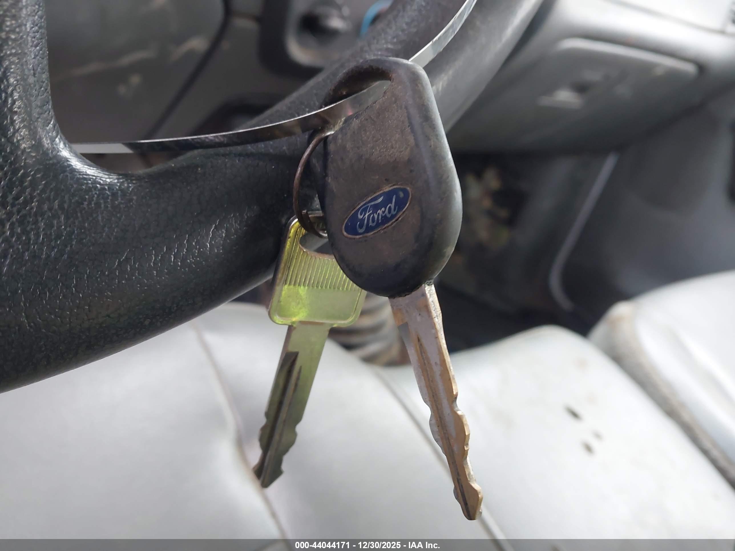 FORD RANGER image 11