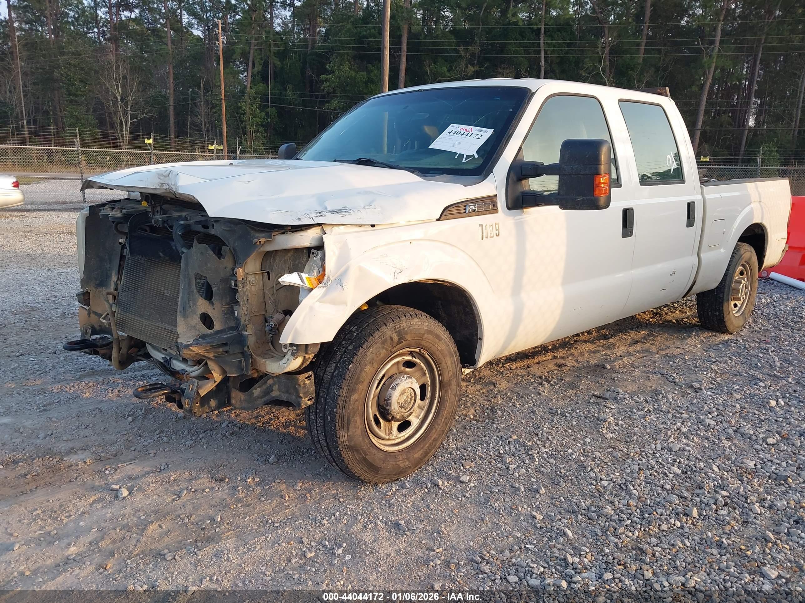 FORD F-250 image 2