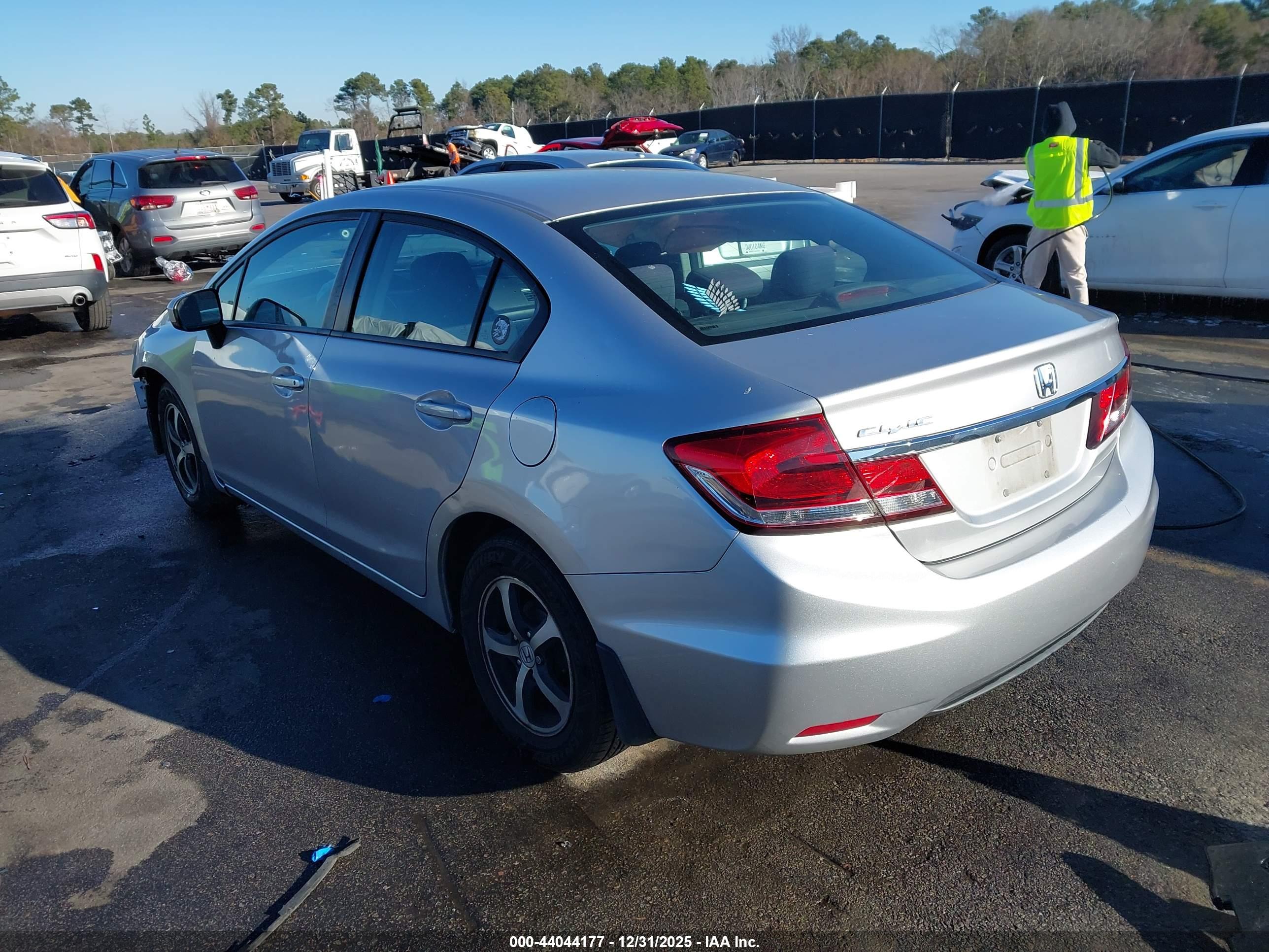 HONDA CIVIC image 3