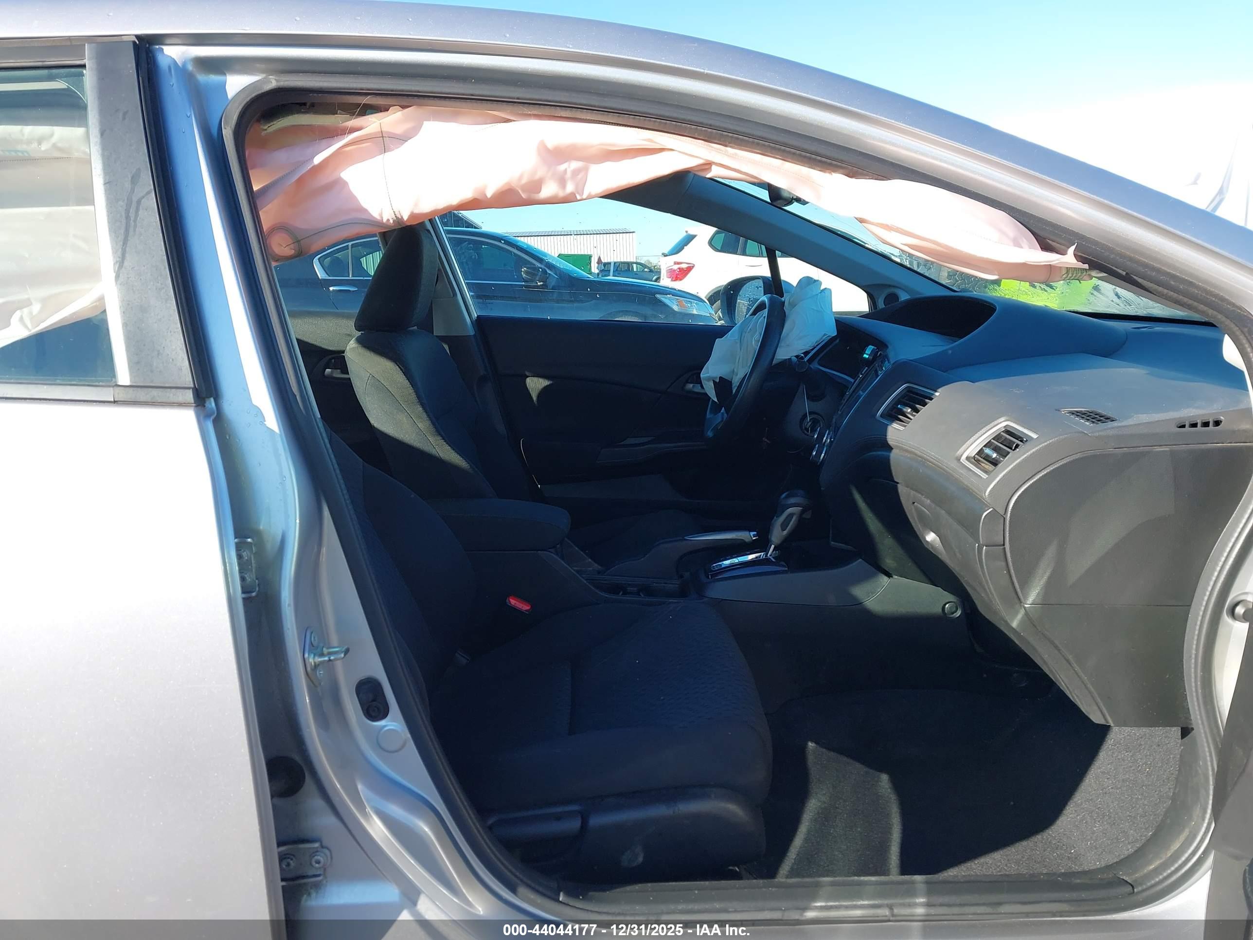 HONDA CIVIC image 5