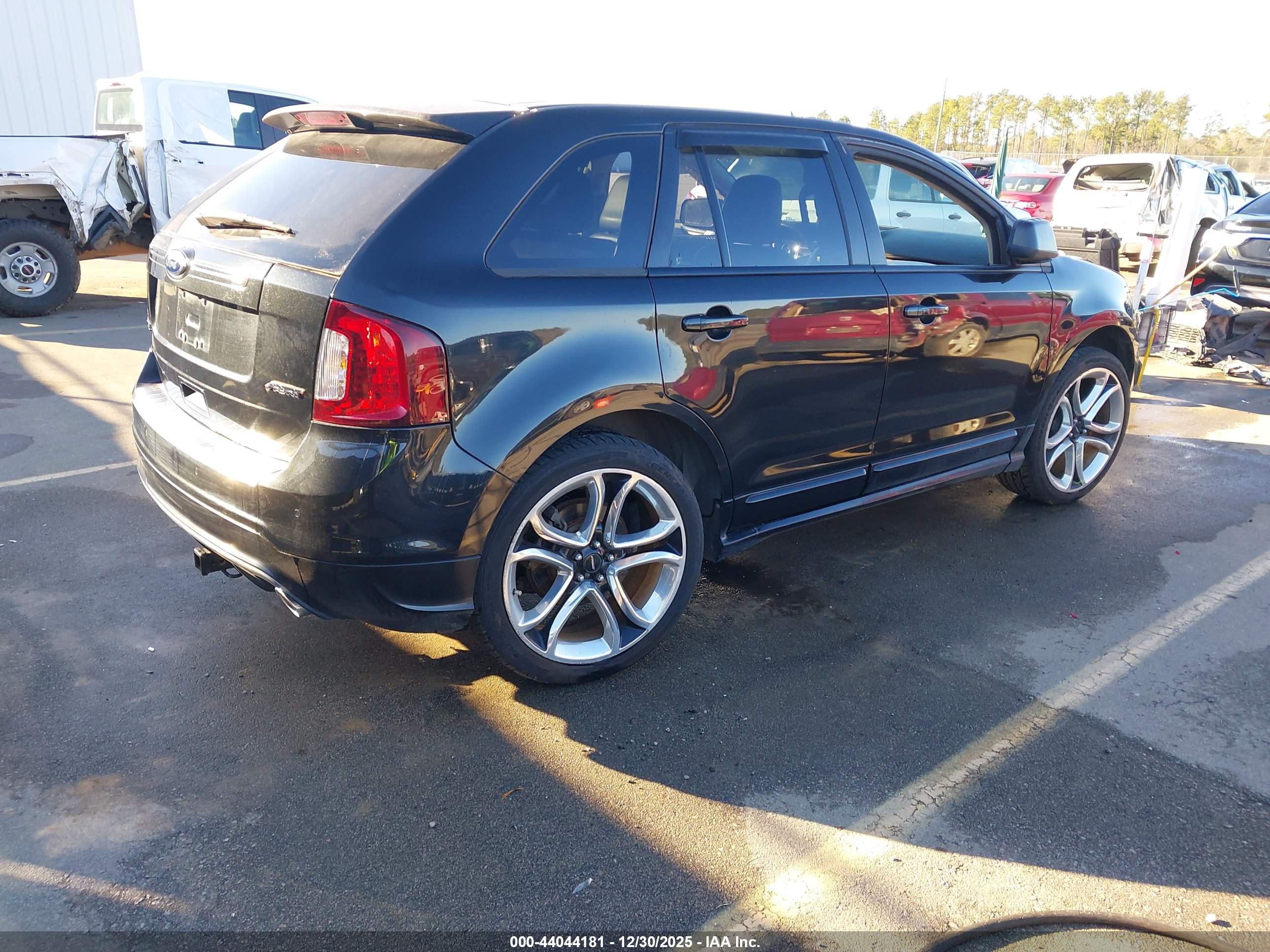 FORD EDGE image 4