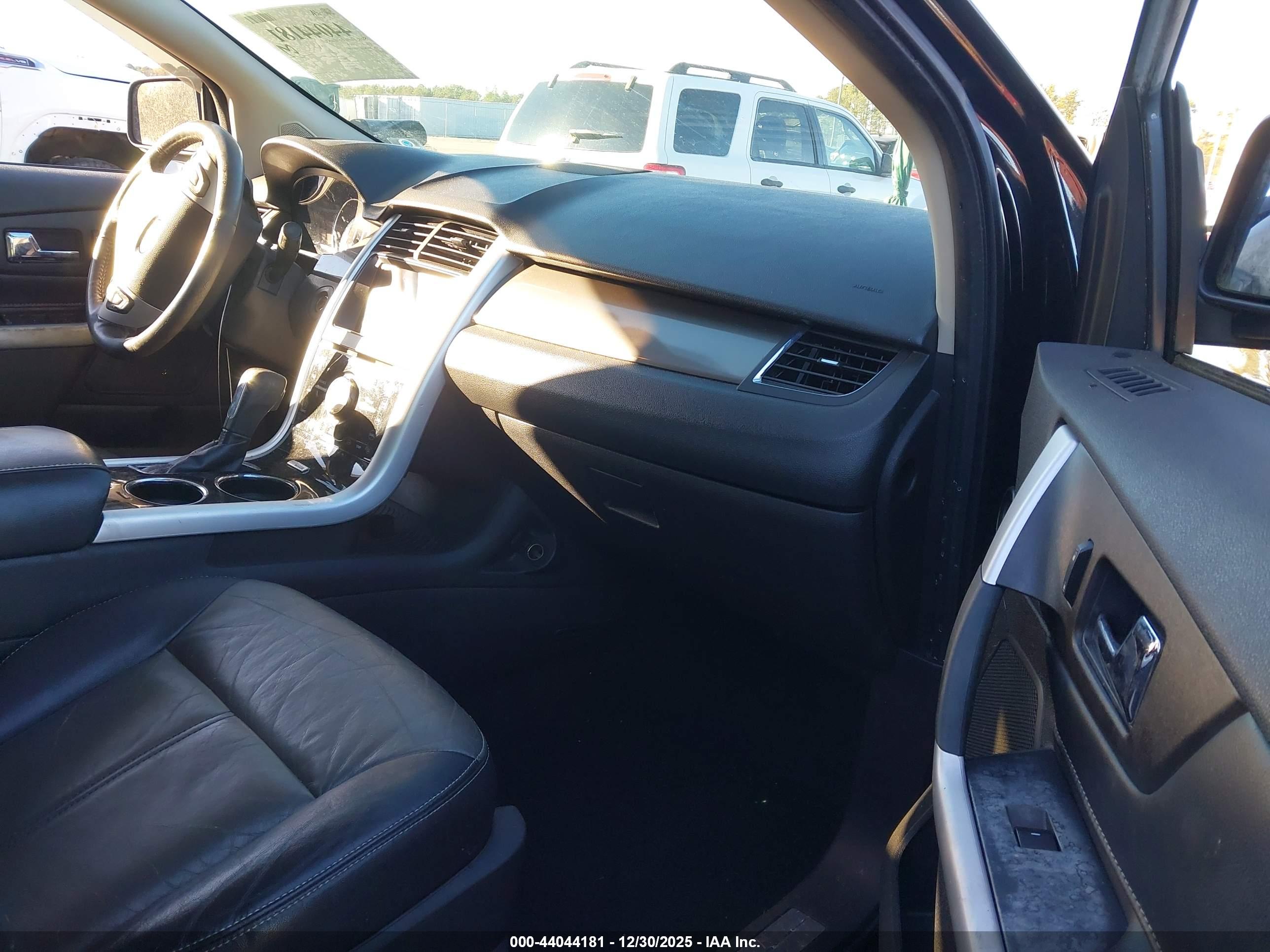 FORD EDGE image 5