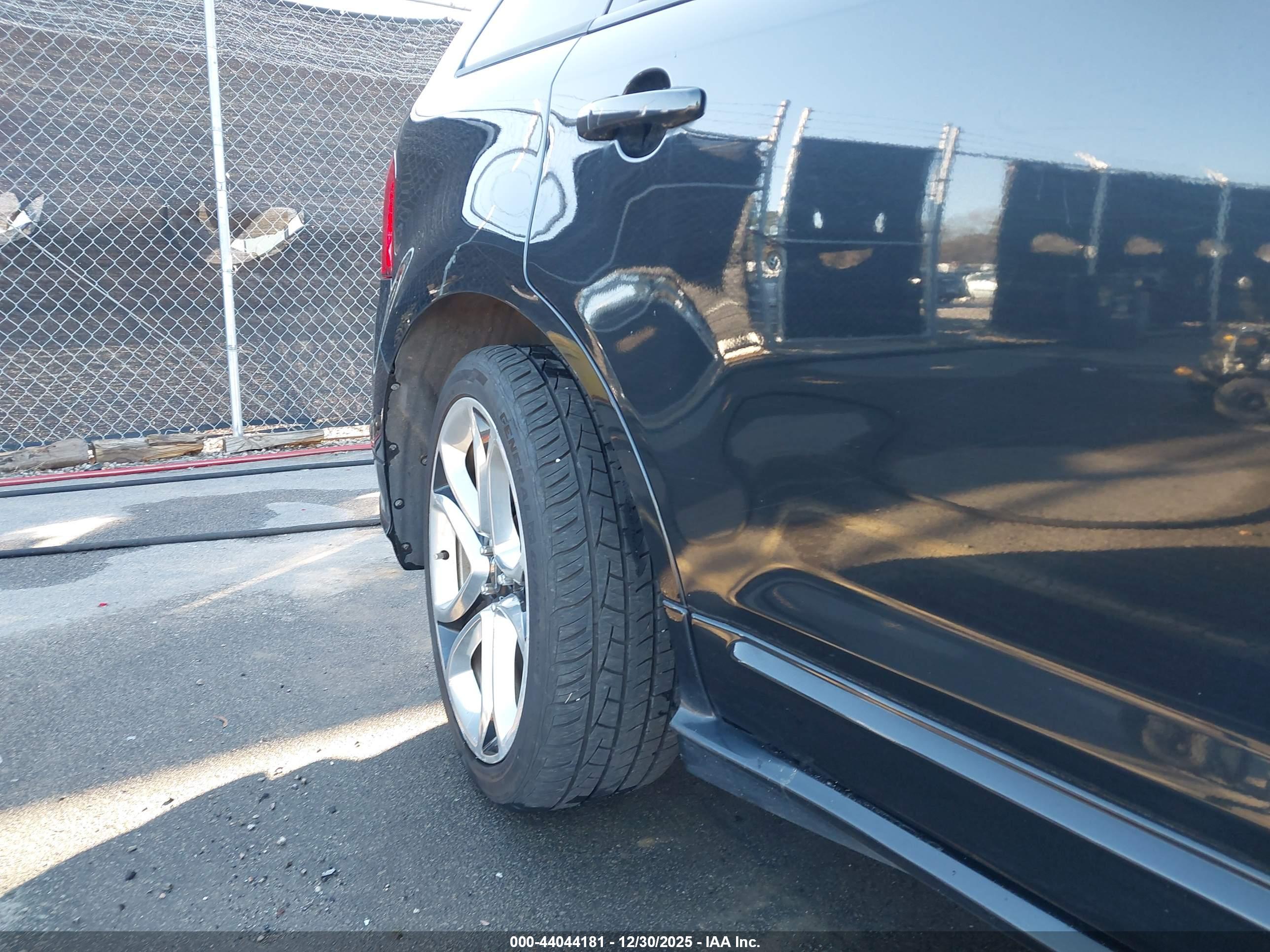 FORD EDGE image 6