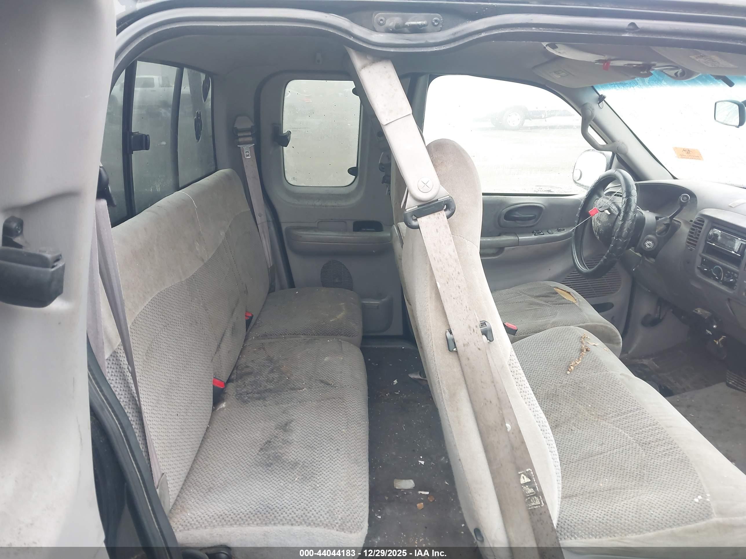 FORD F-150 image 8