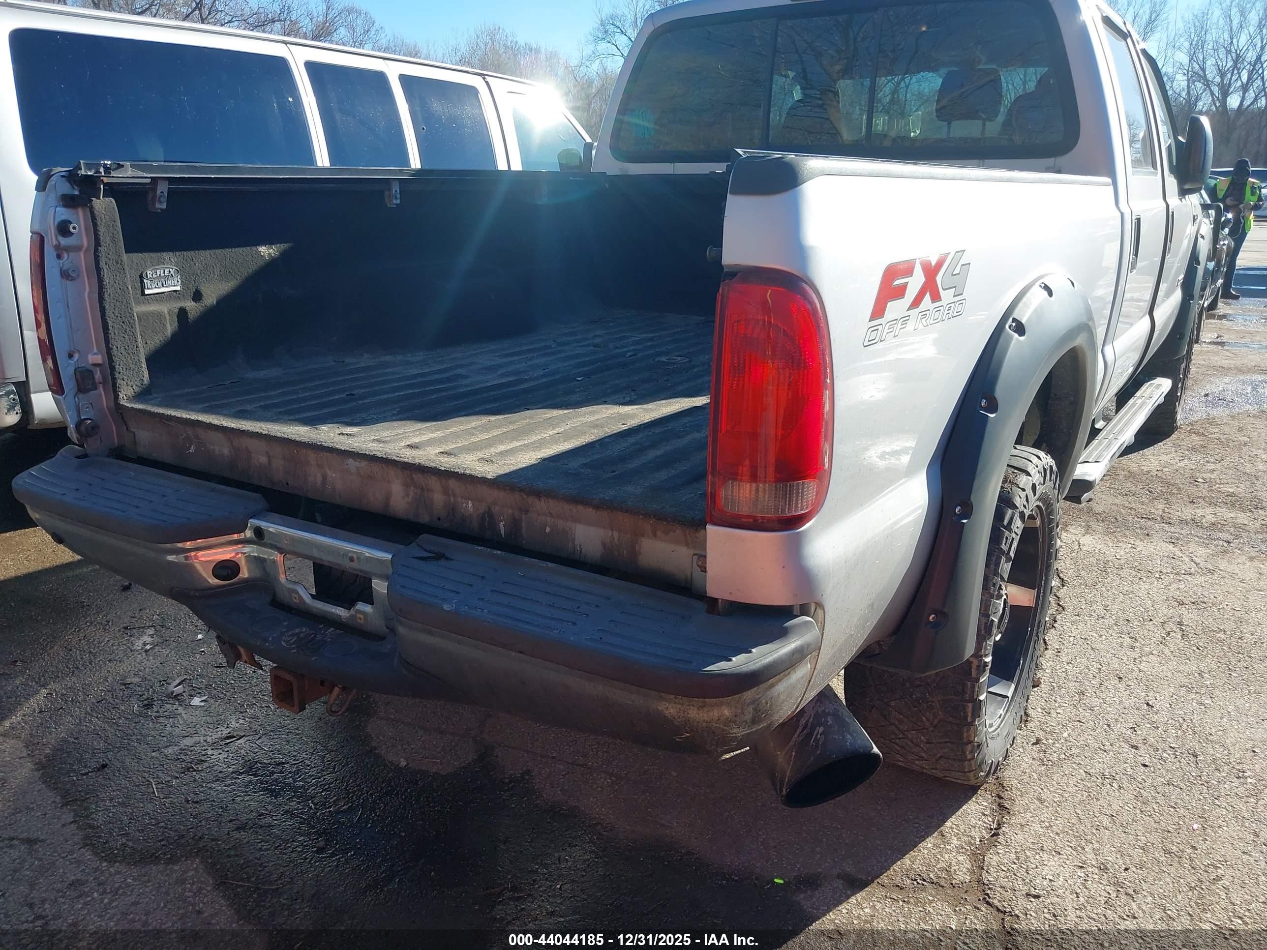 FORD F-250 image 6