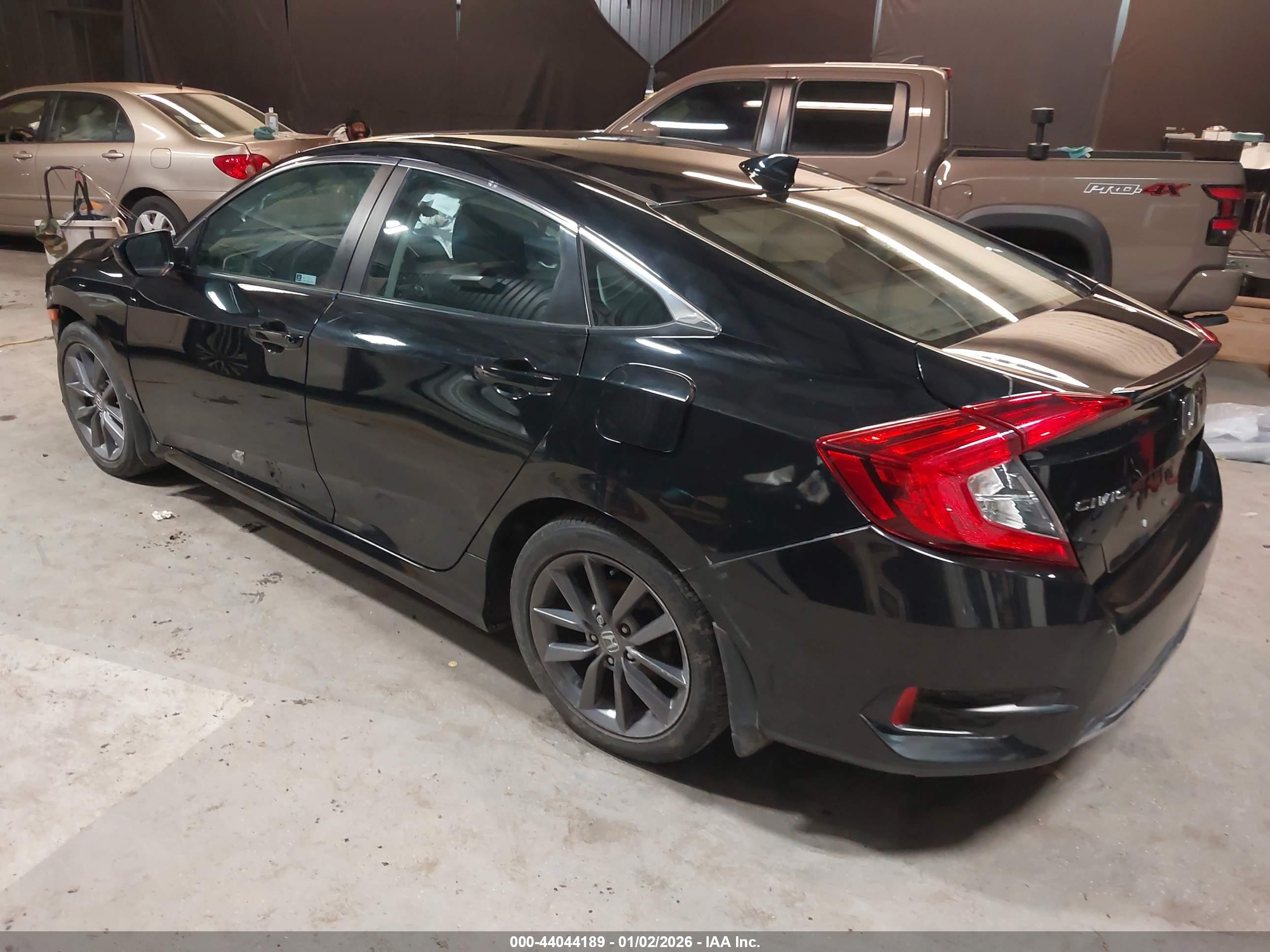 HONDA CIVIC image 3