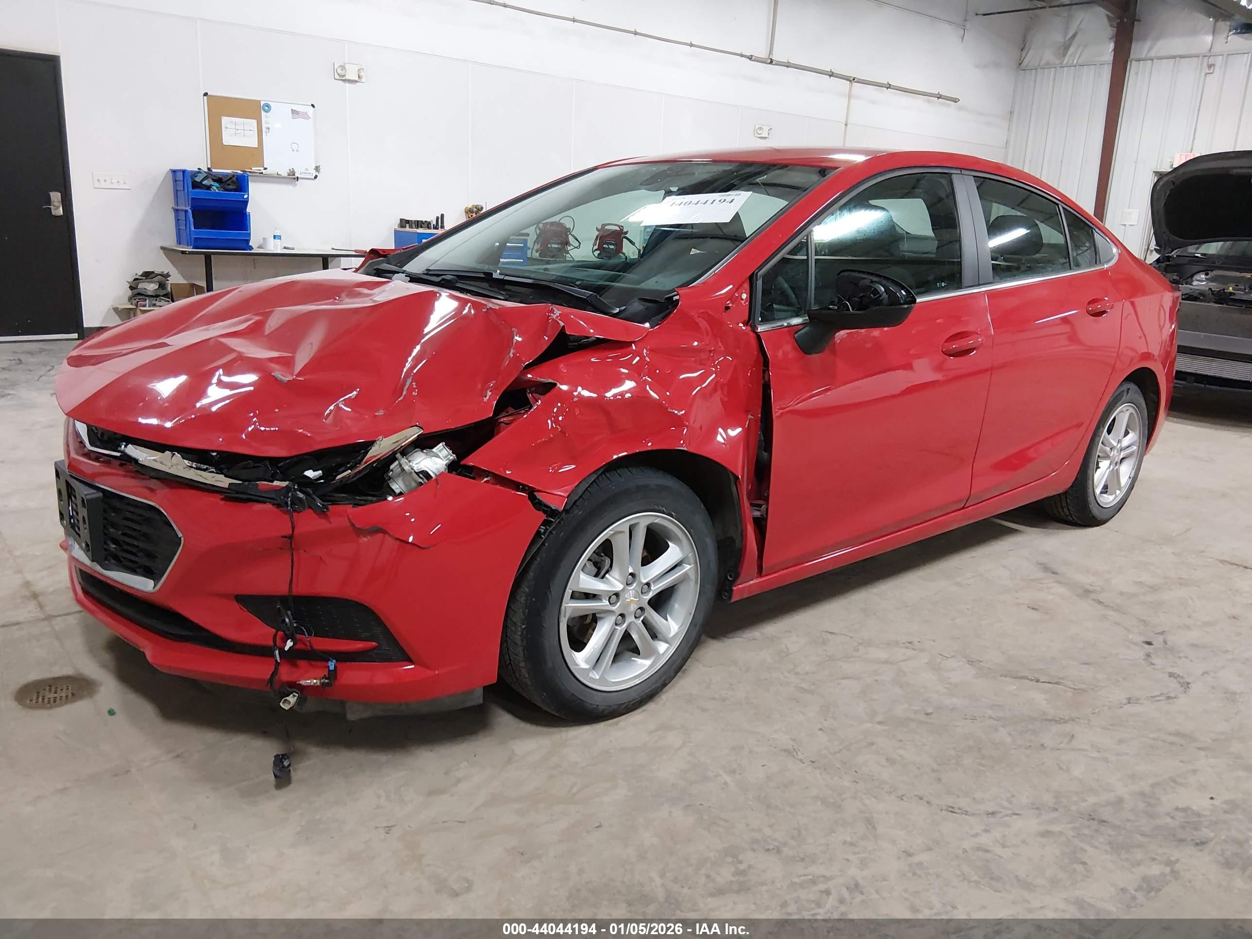 CHEVROLET CRUZE image 2