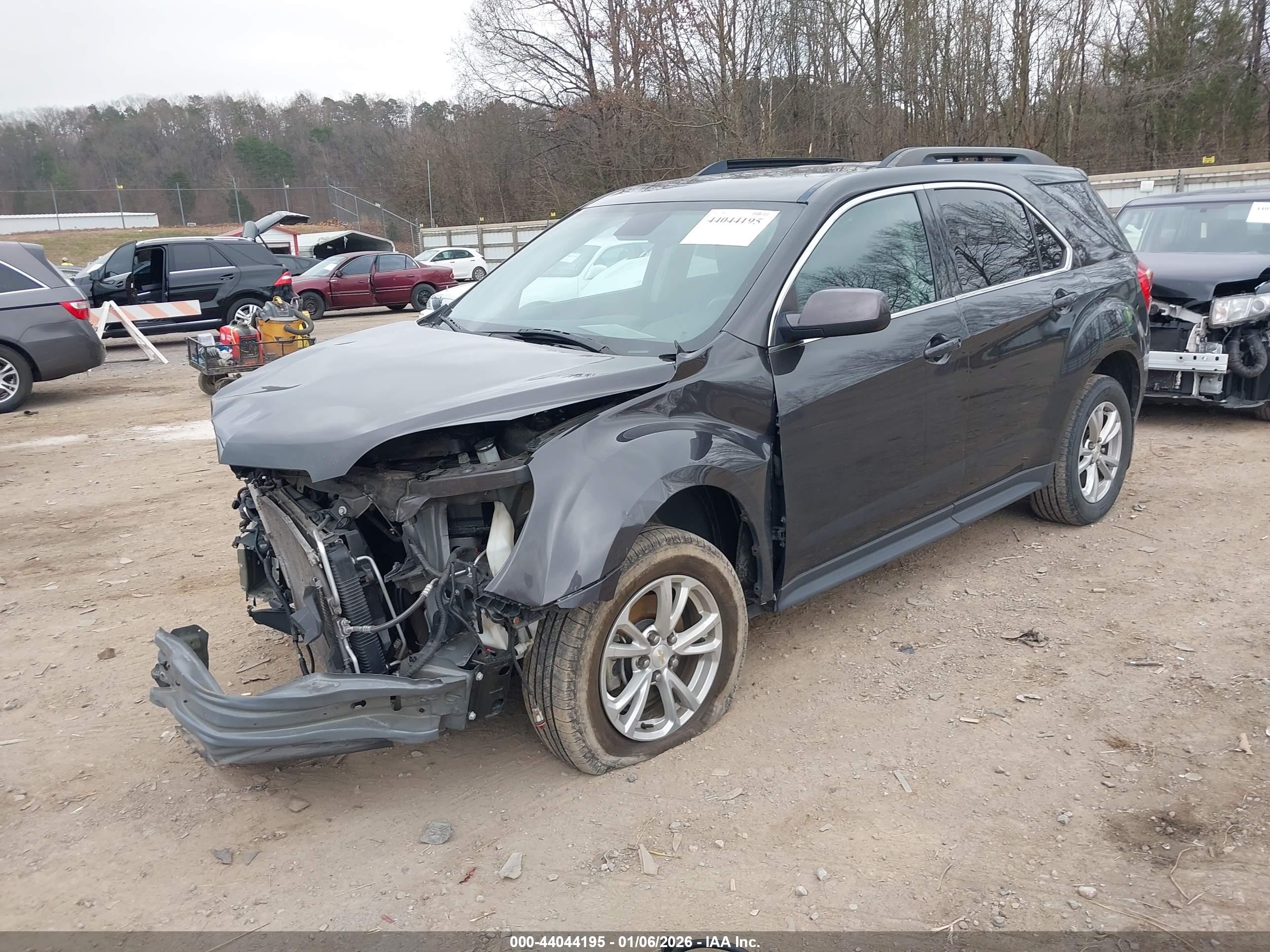CHEVROLET EQUINOX image 2