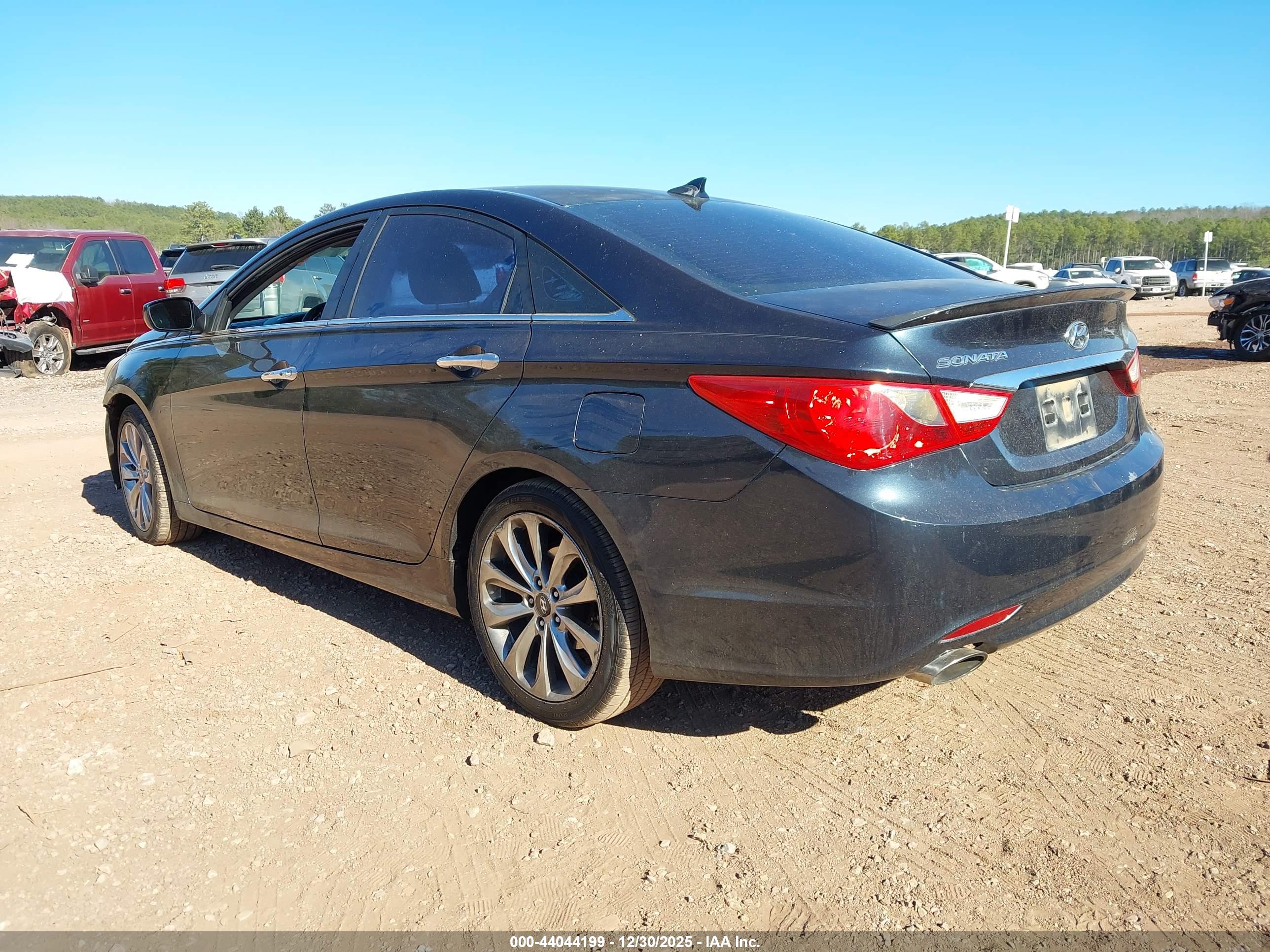 HYUNDAI SONATA image 3