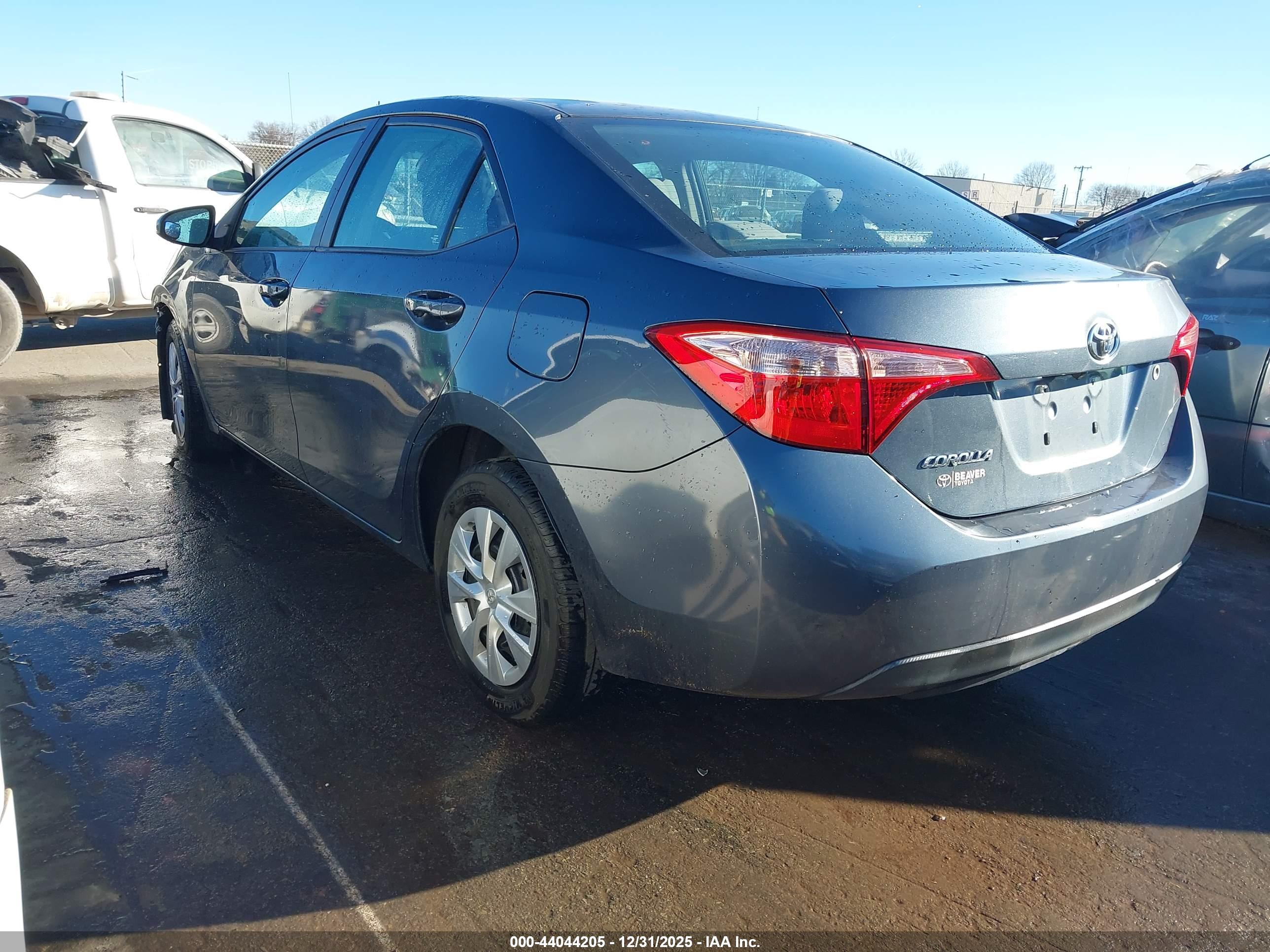 TOYOTA COROLLA image 3