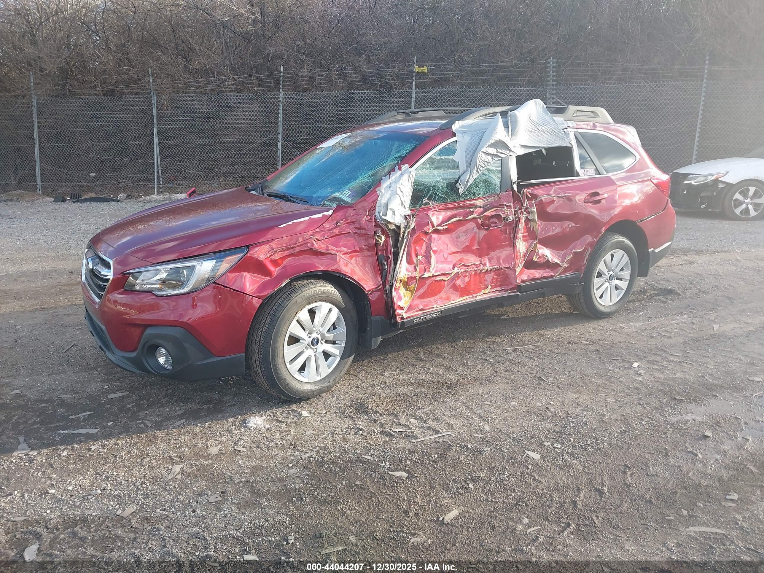 SUBARU OUTBACK image 2