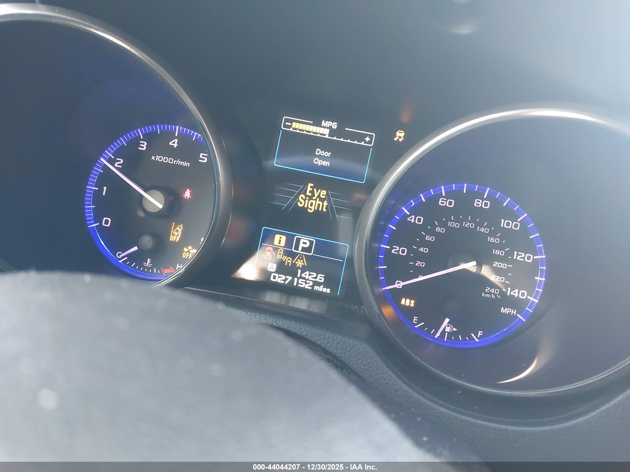 SUBARU OUTBACK image 7