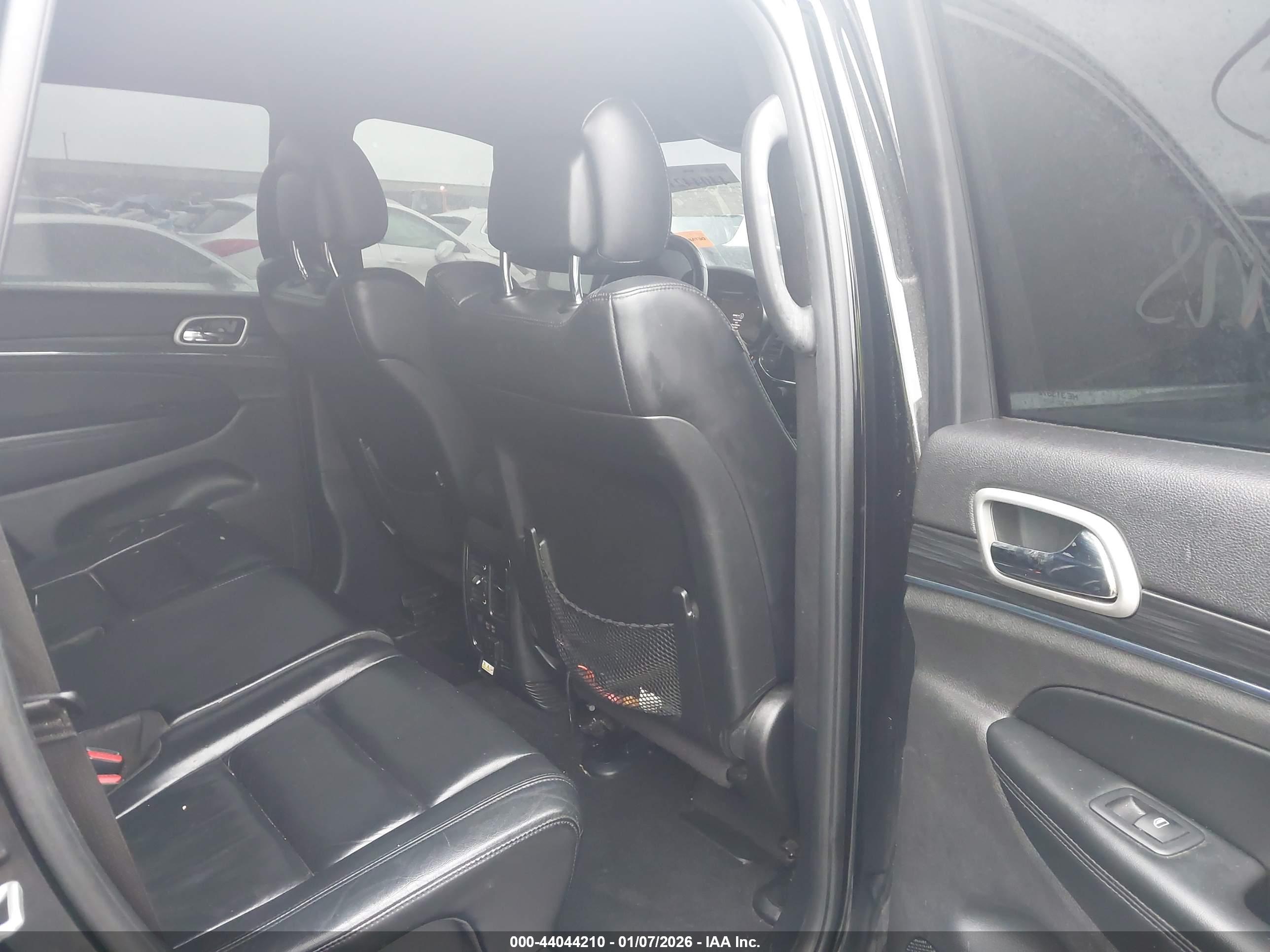 JEEP GRAND image 8