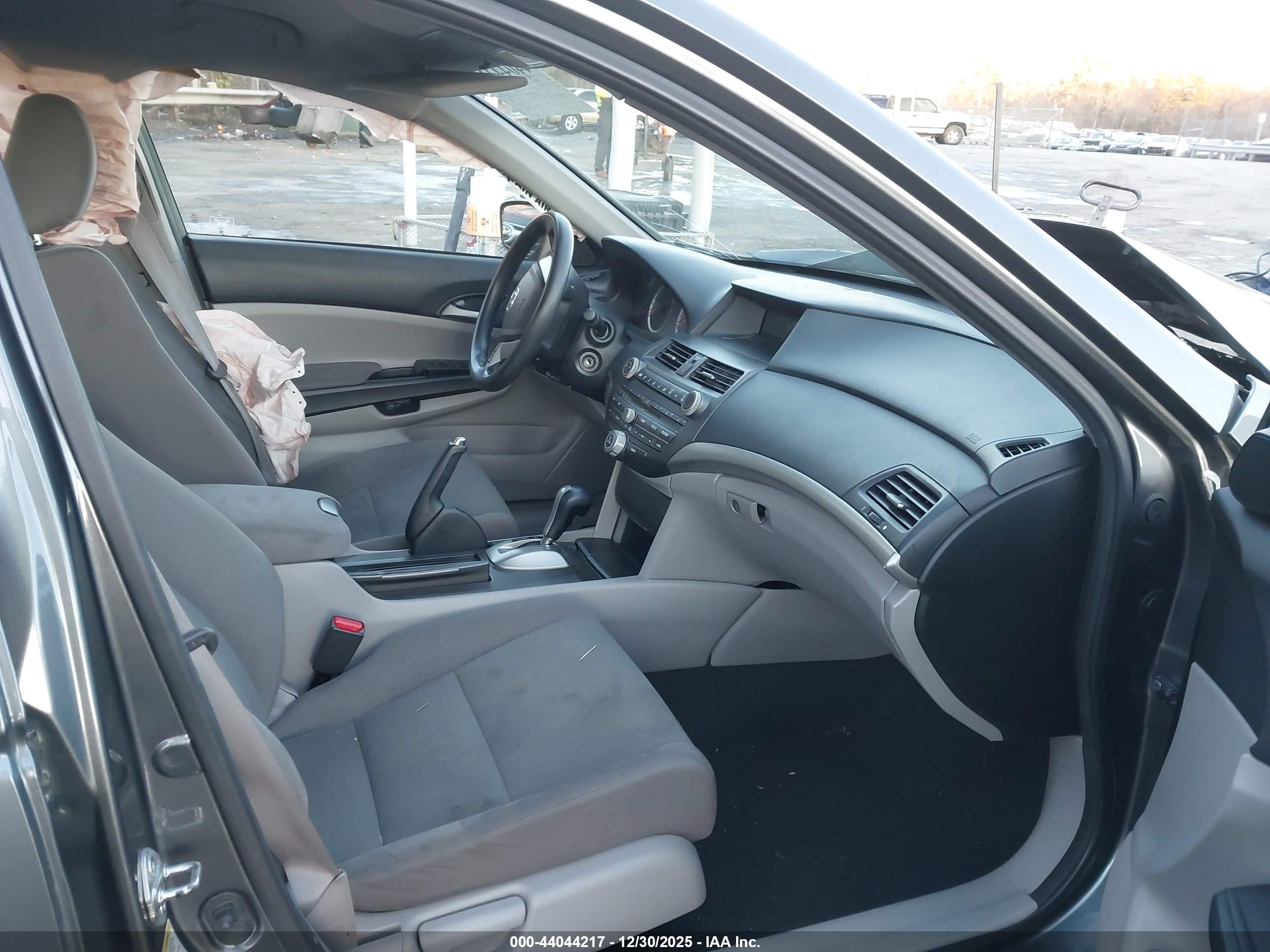 HONDA ACCORD image 5