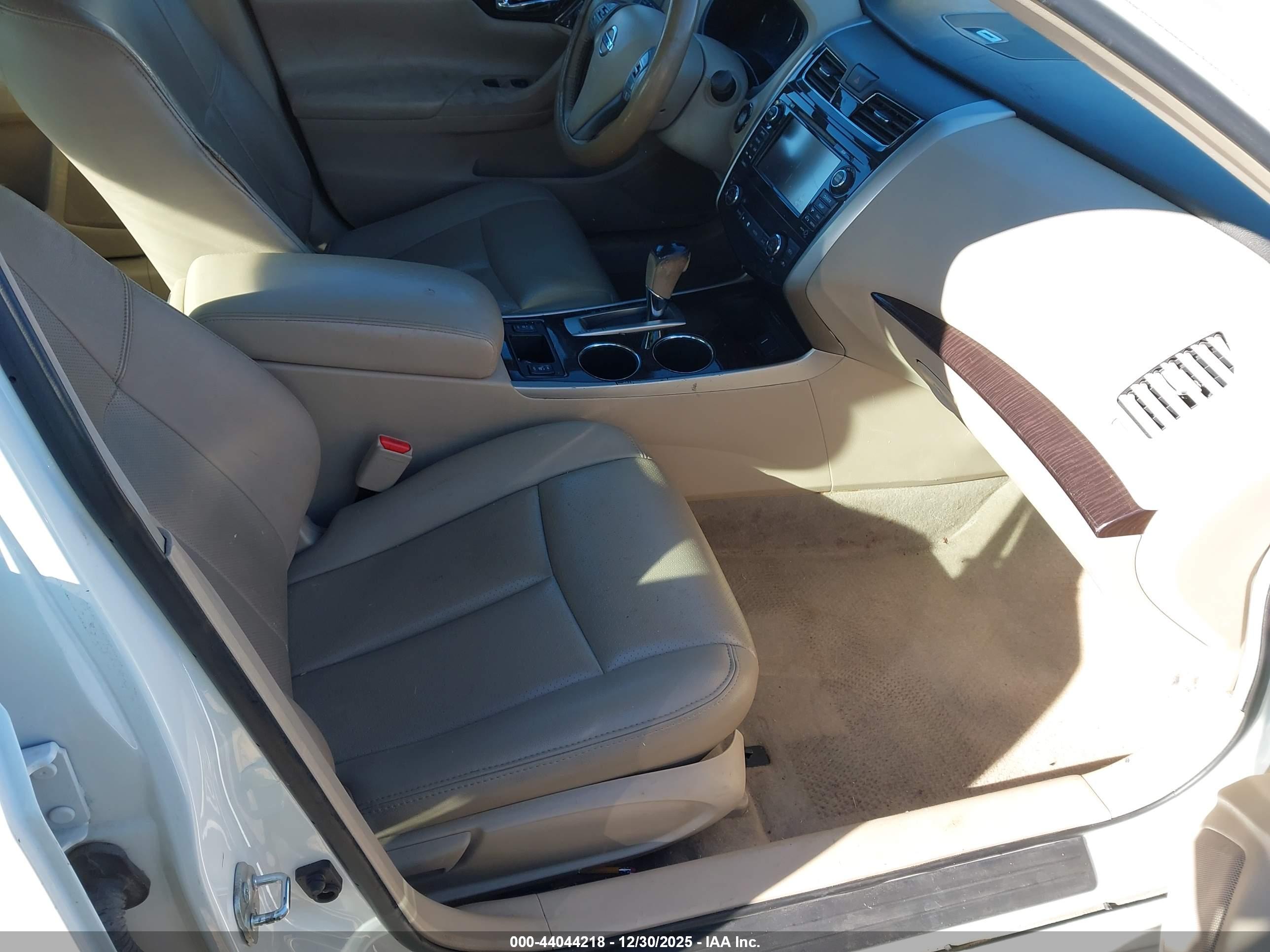 NISSAN ALTIMA image 5