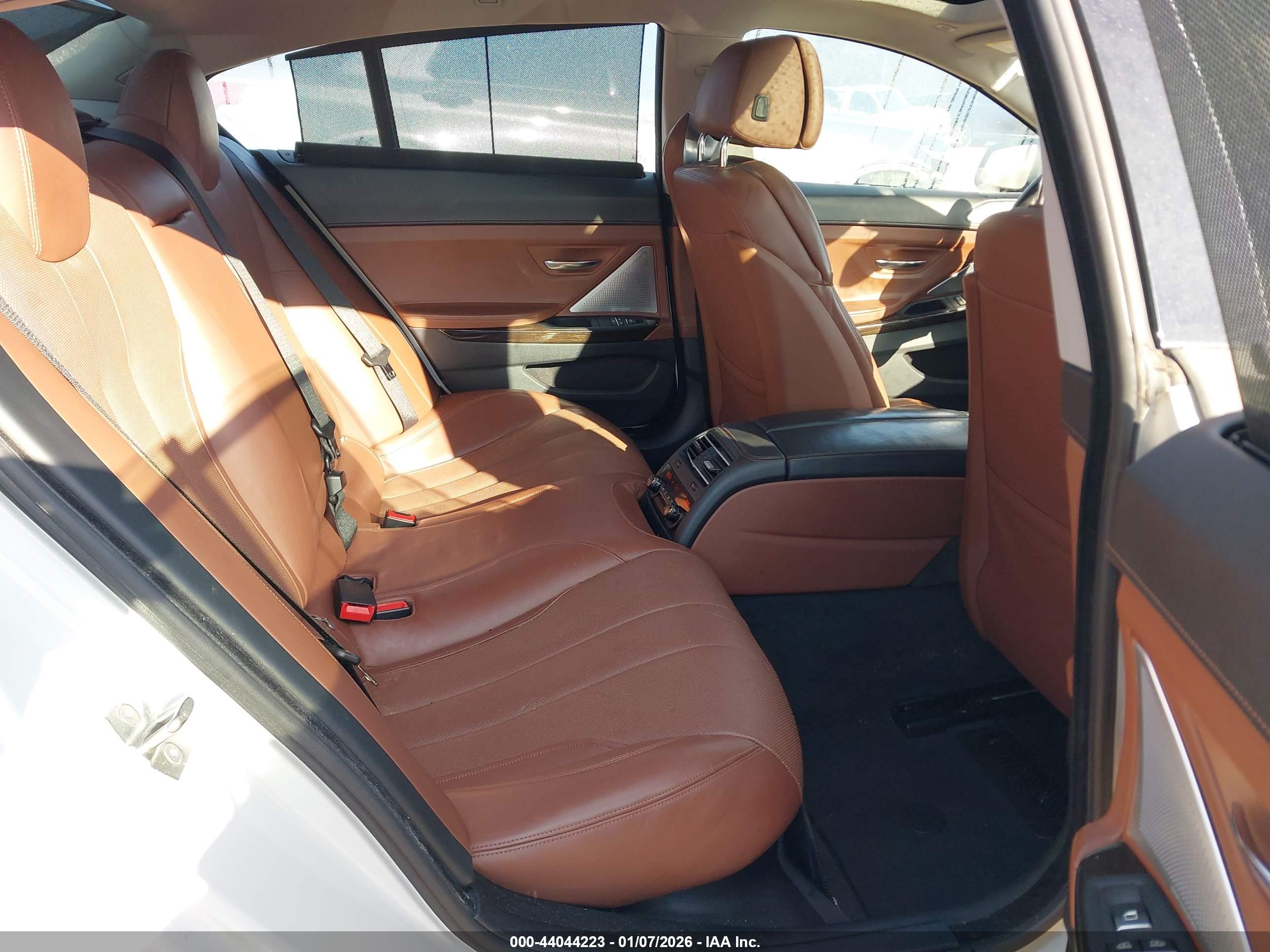 BMW 650I image 8