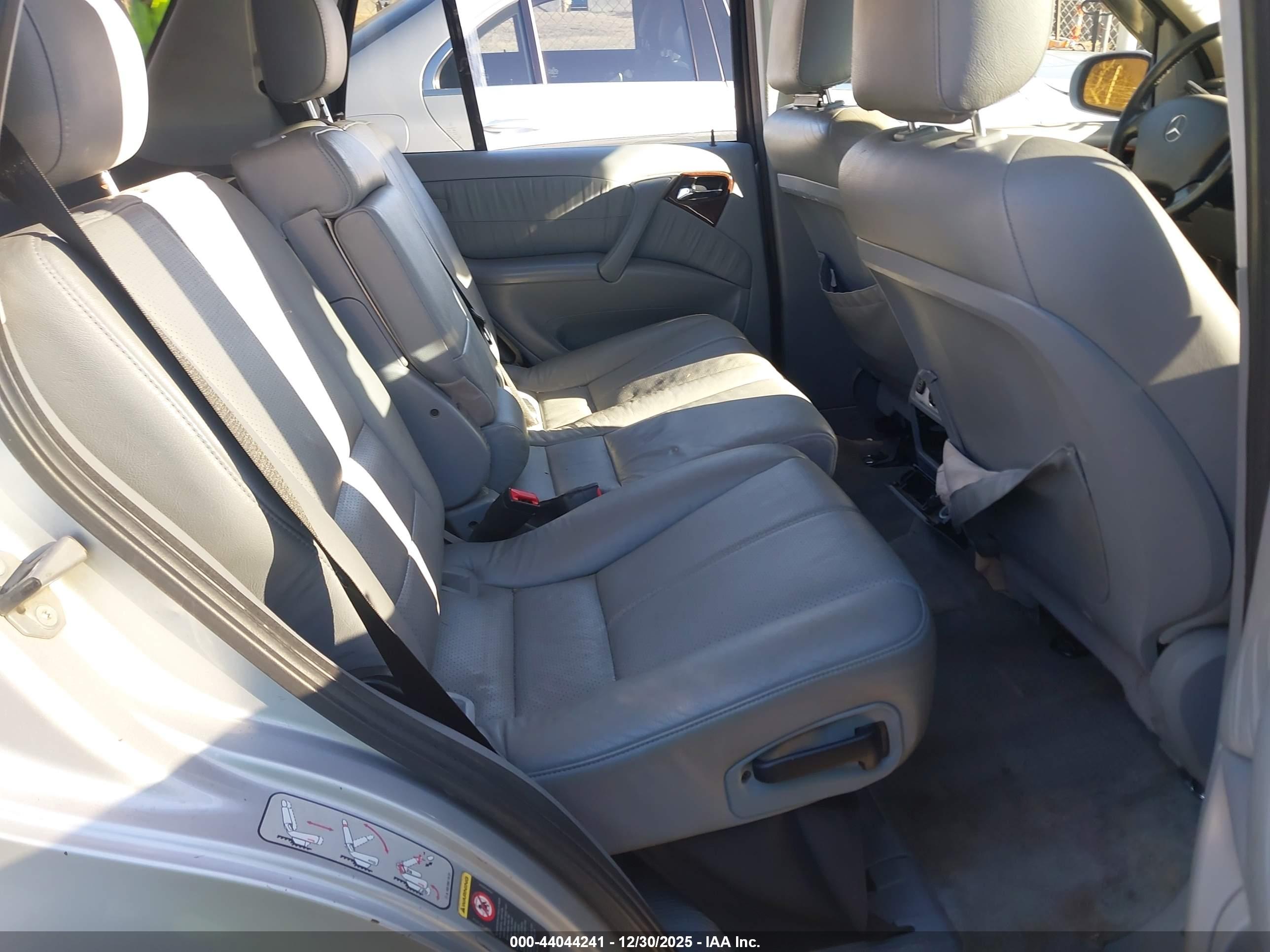 MERCEDES-BENZ ML image 8