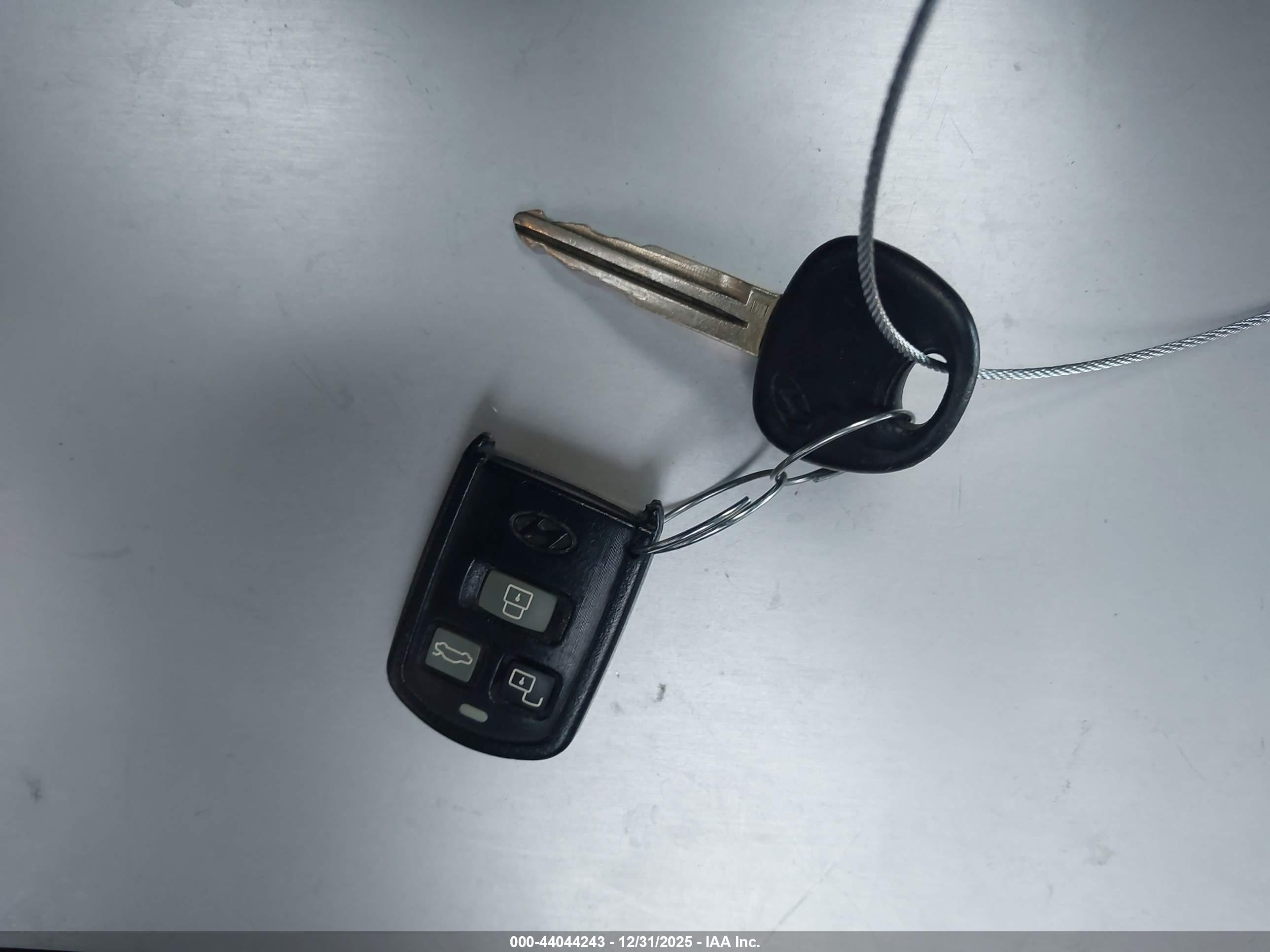 HYUNDAI SONATA image 11