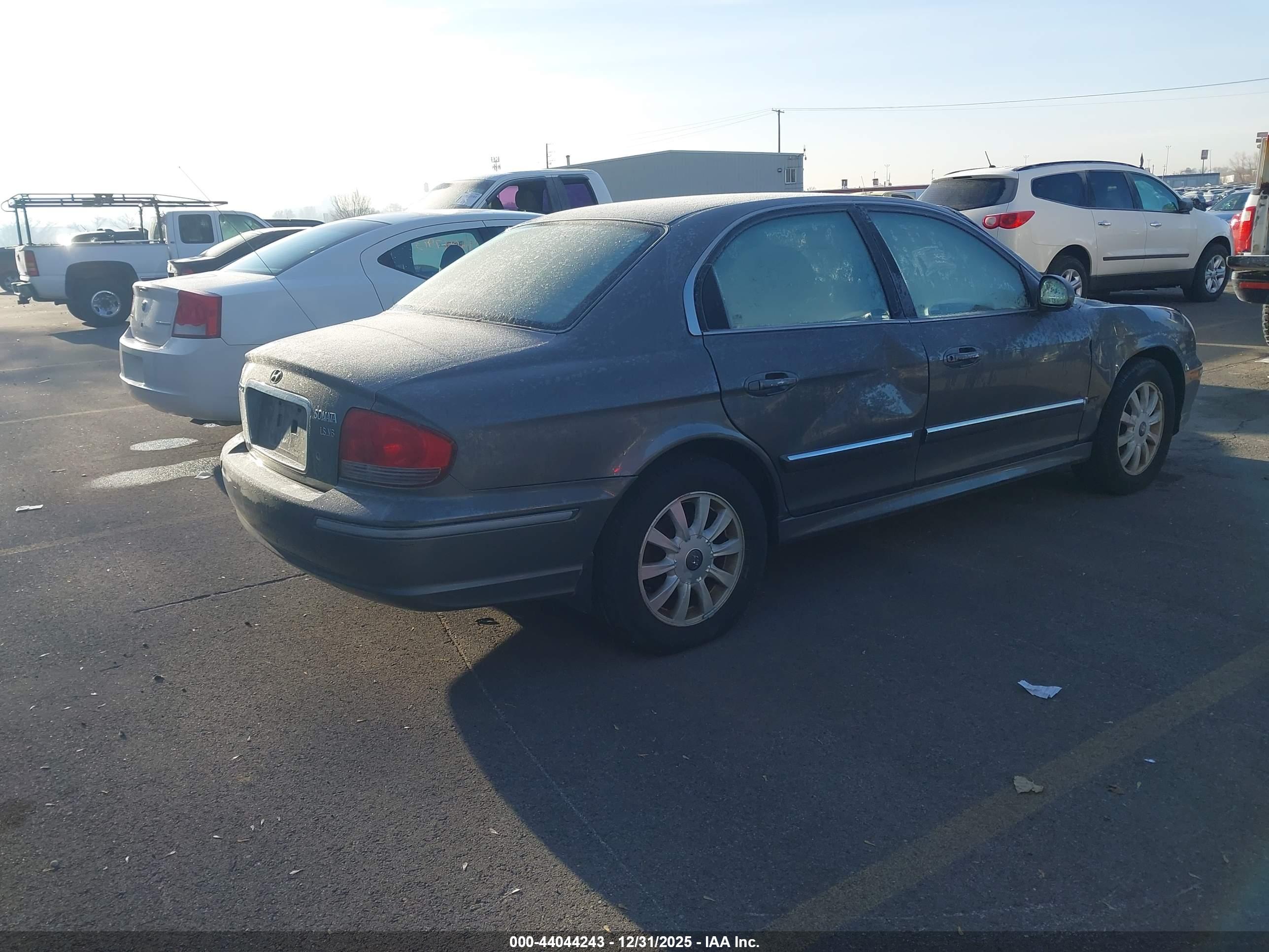 HYUNDAI SONATA image 4