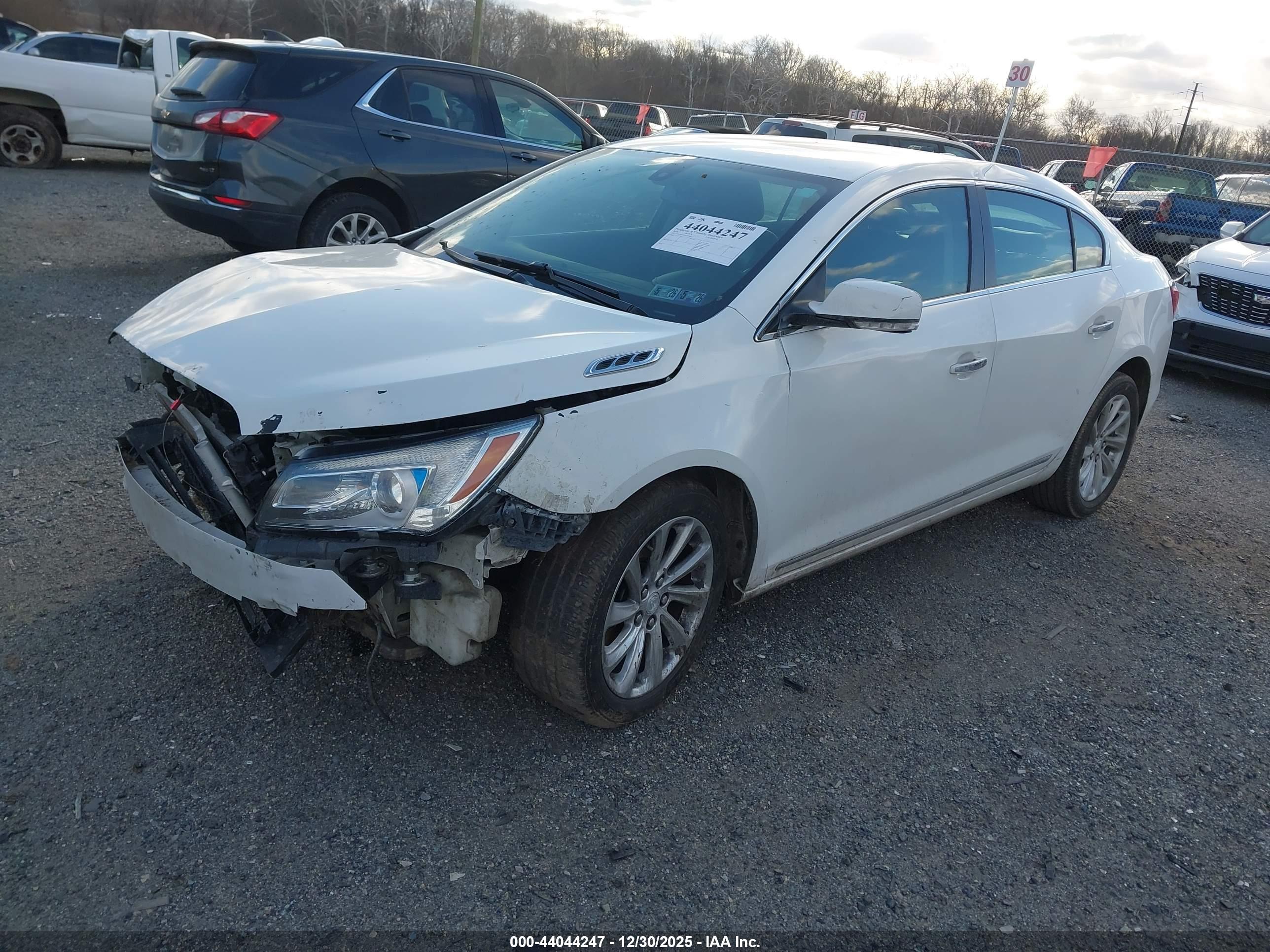 BUICK LACROSSE image 2