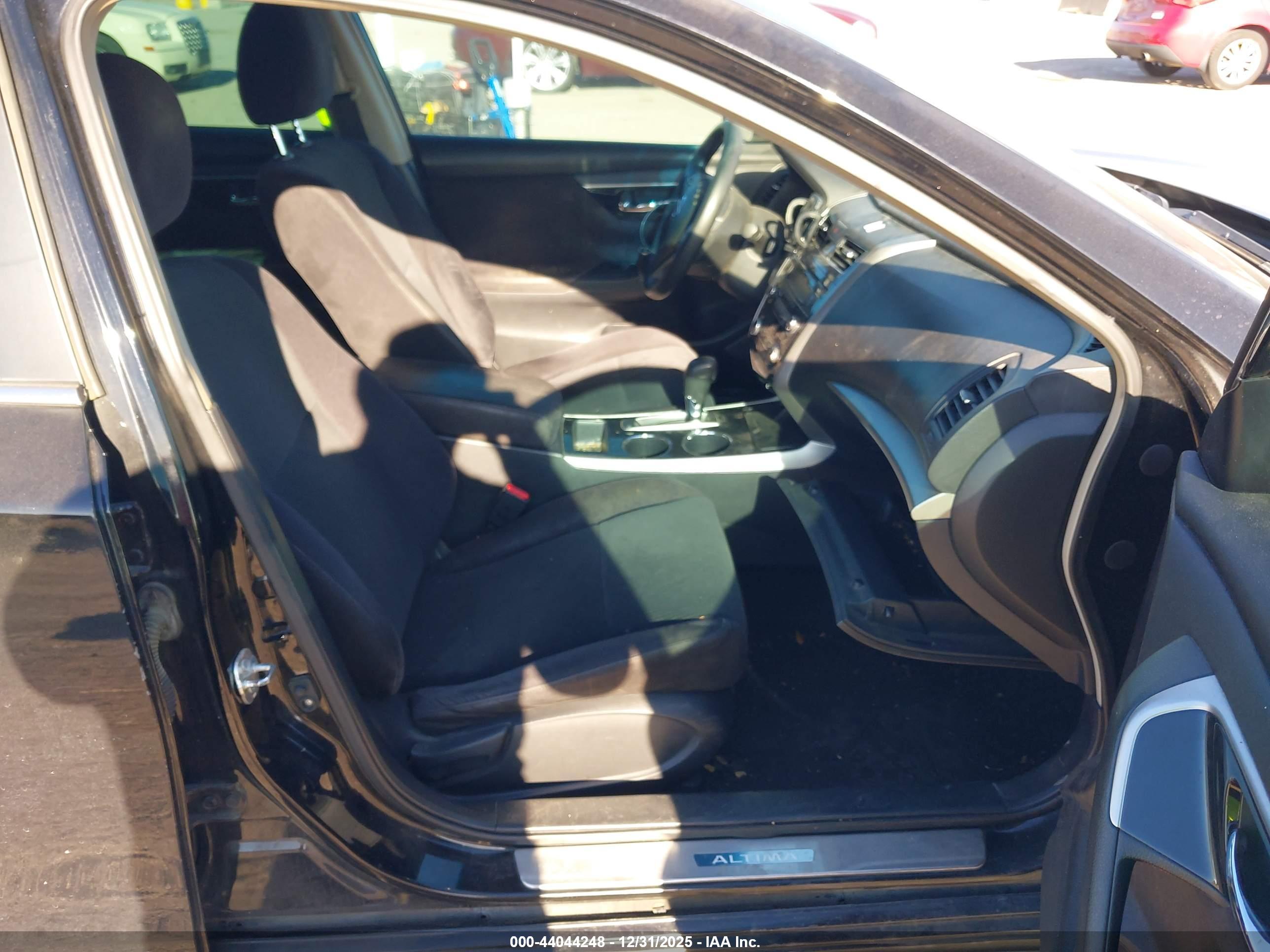 NISSAN ALTIMA image 5