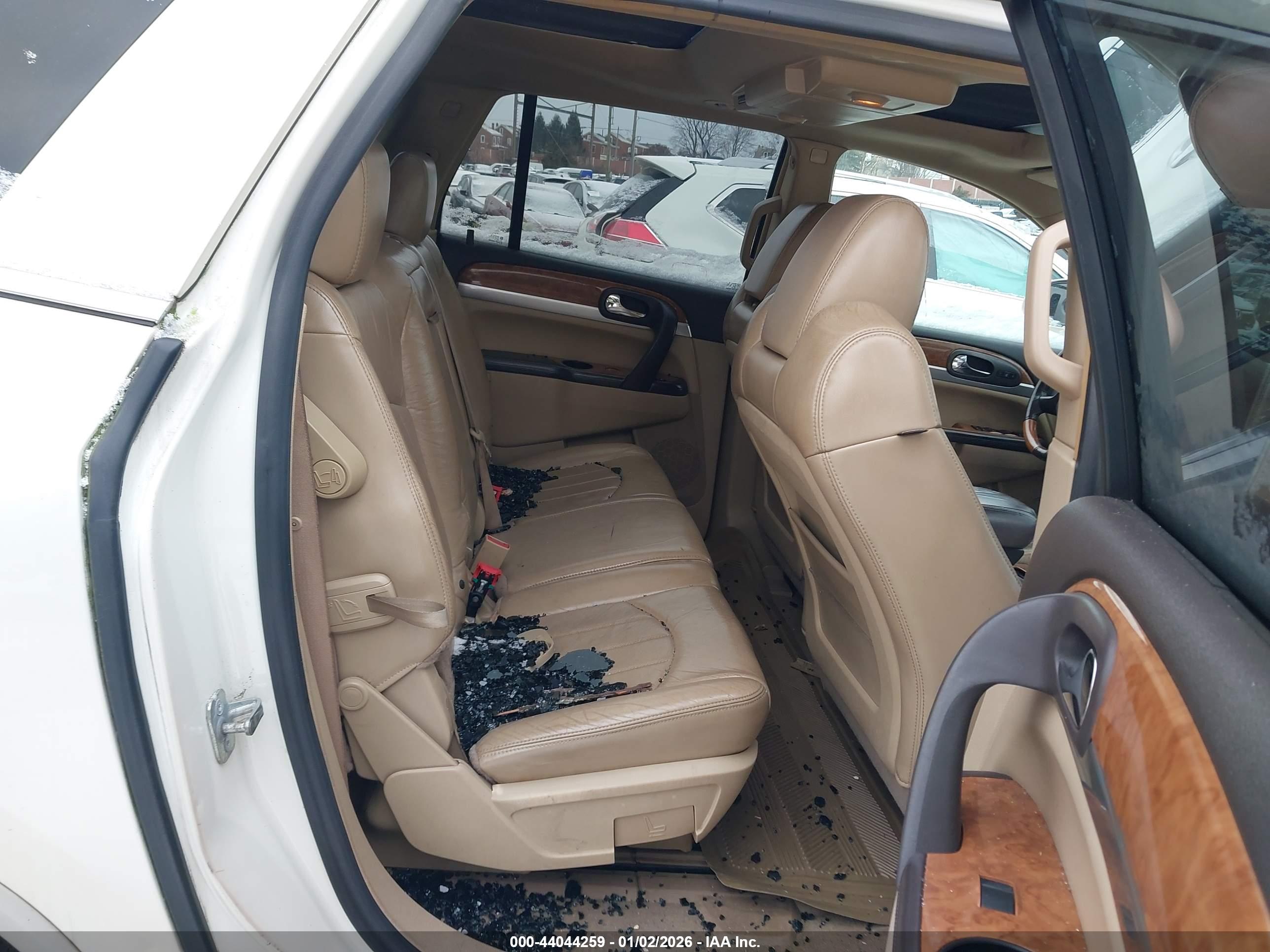 BUICK ENCLAVE image 8
