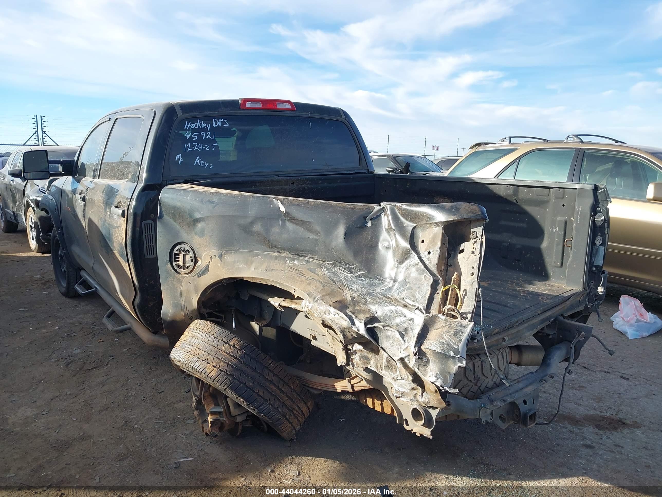 TOYOTA TUNDRA image 3
