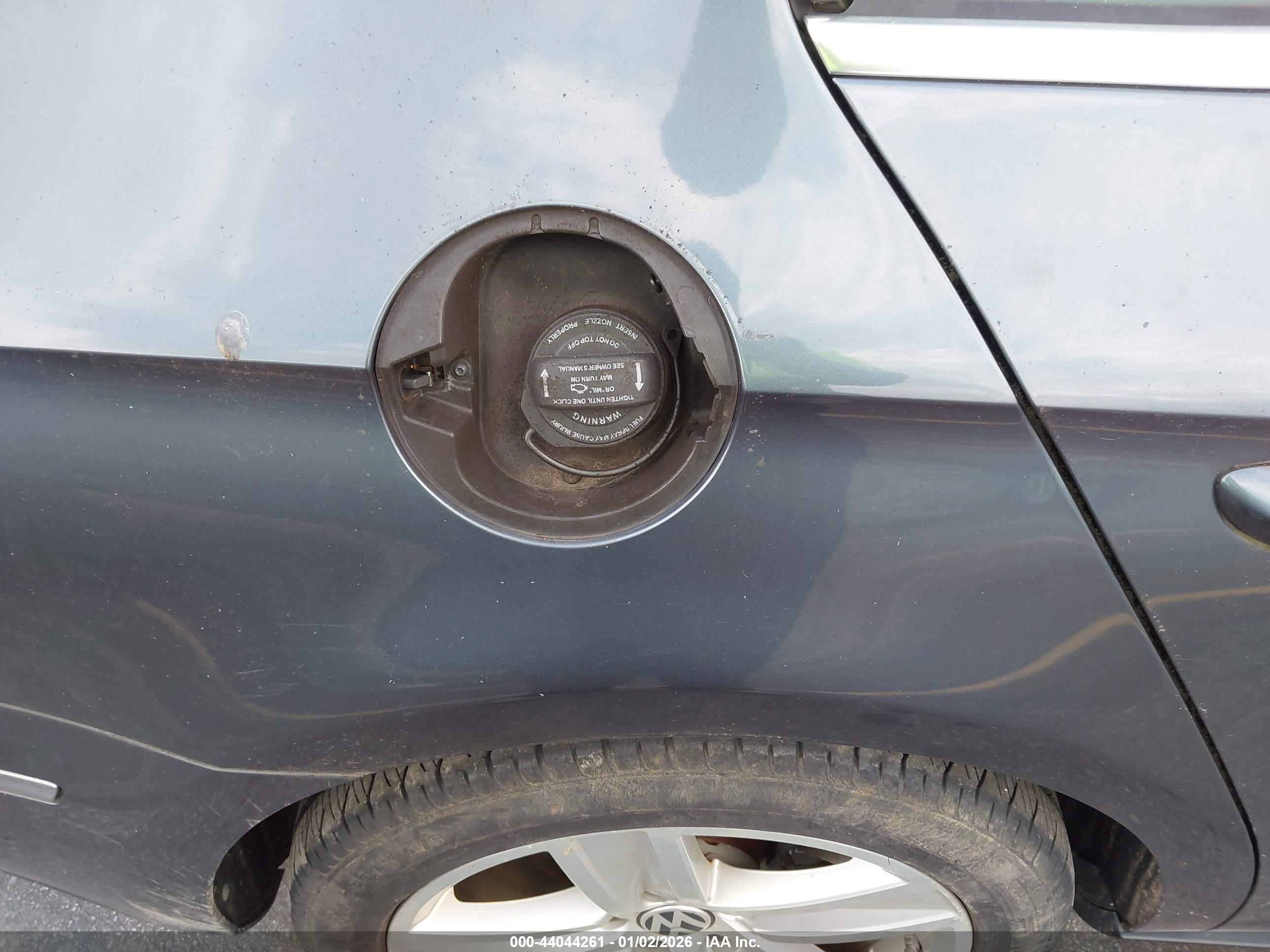 VOLKSWAGEN CC image 6