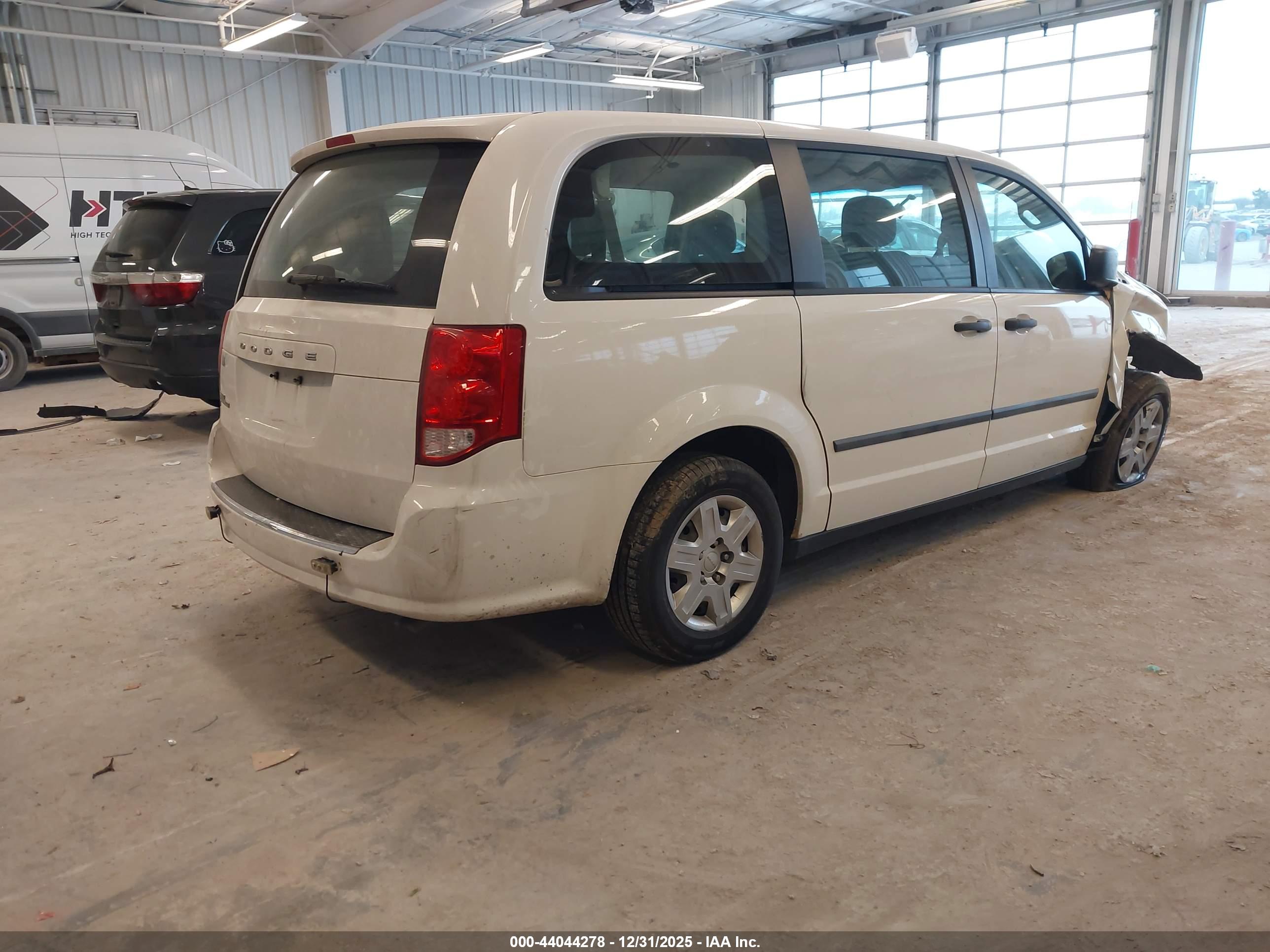 DODGE GRAND image 4