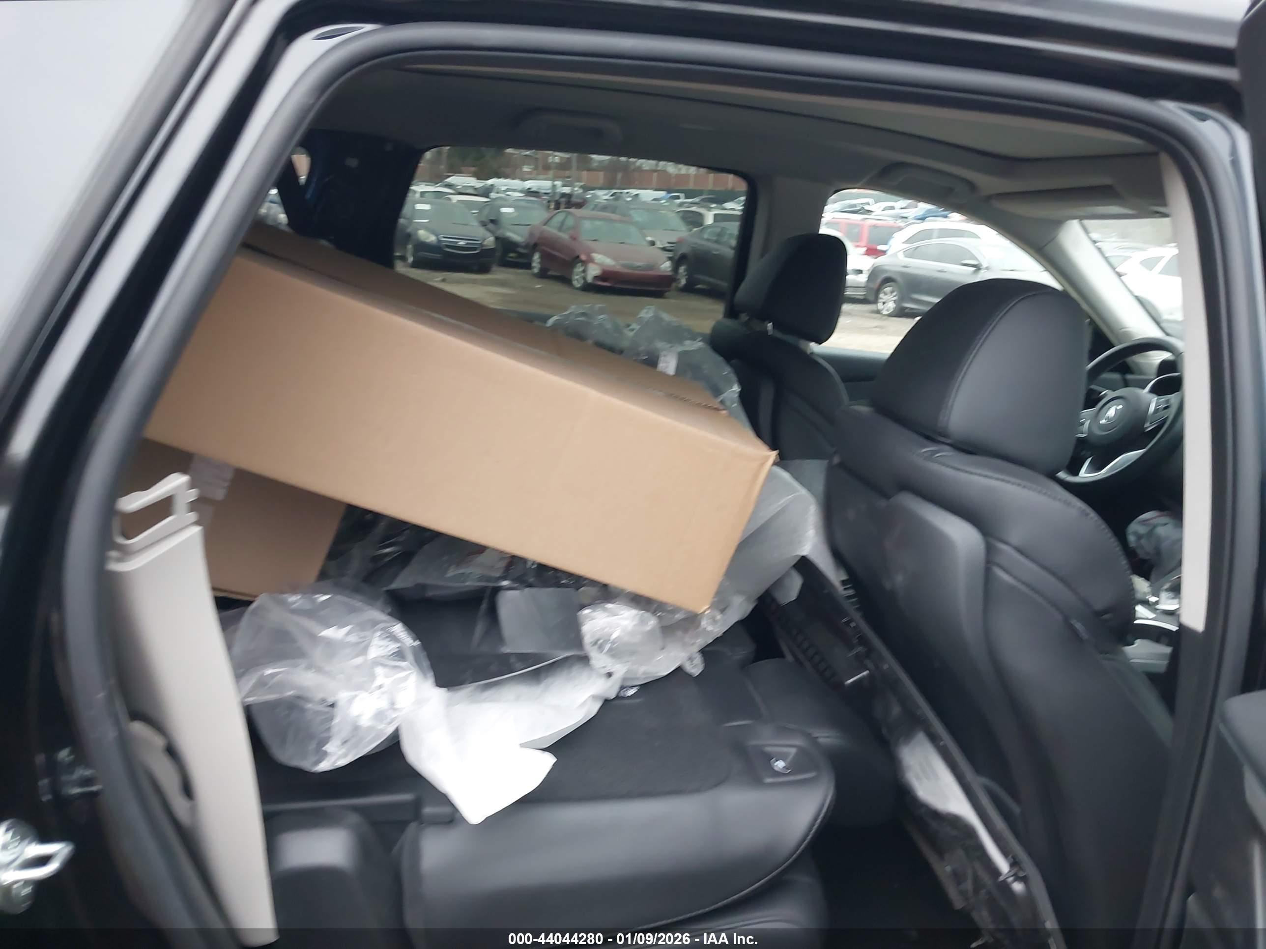 ACURA MDX image 8