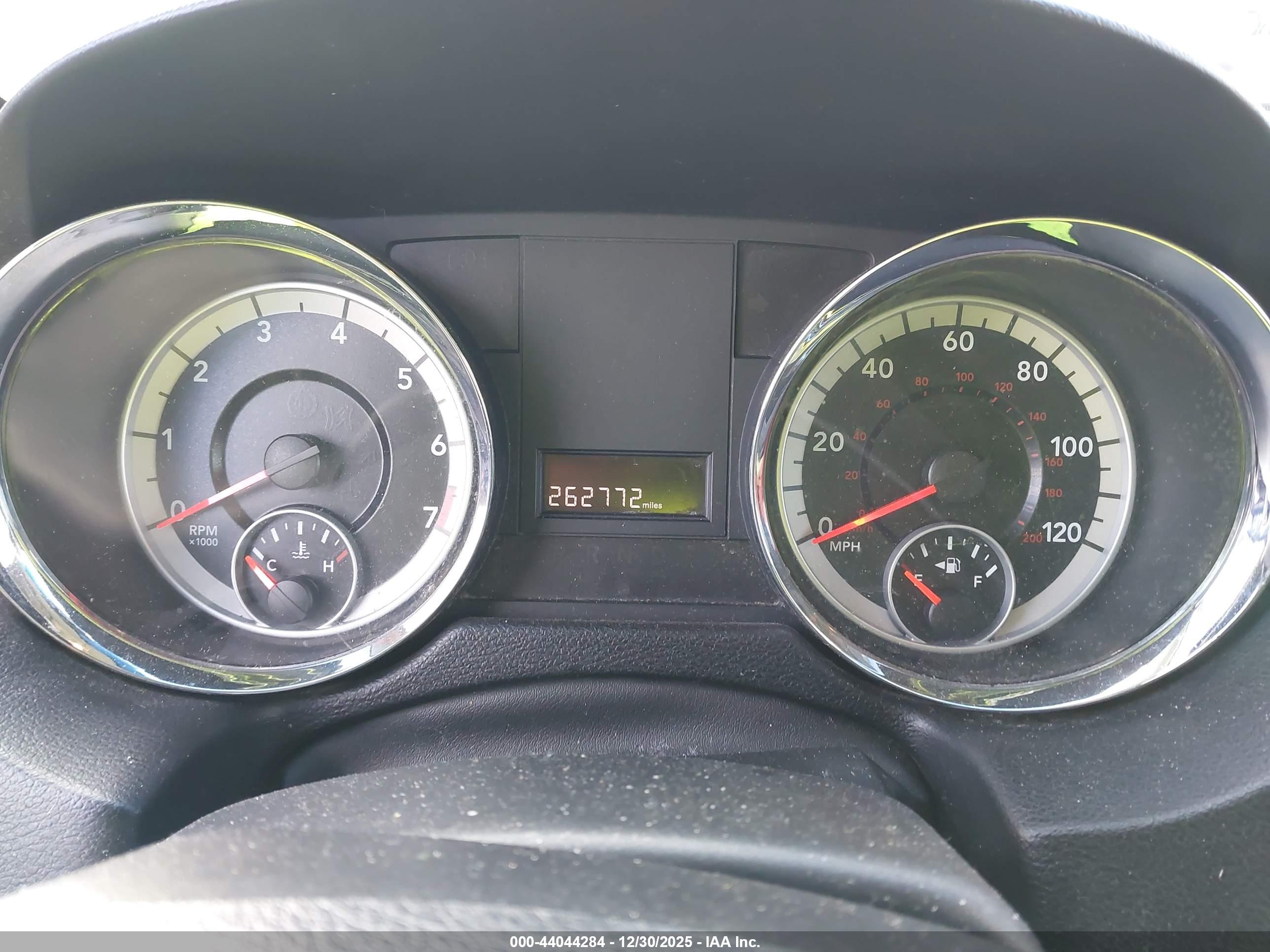 DODGE GRAND image 7
