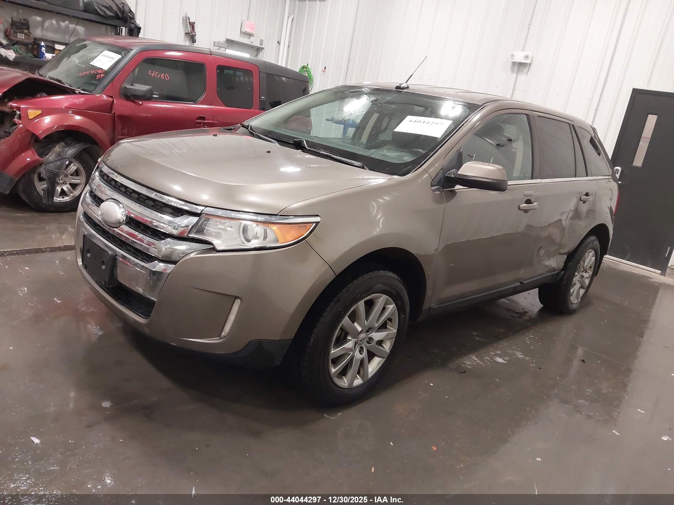 FORD EDGE image 2