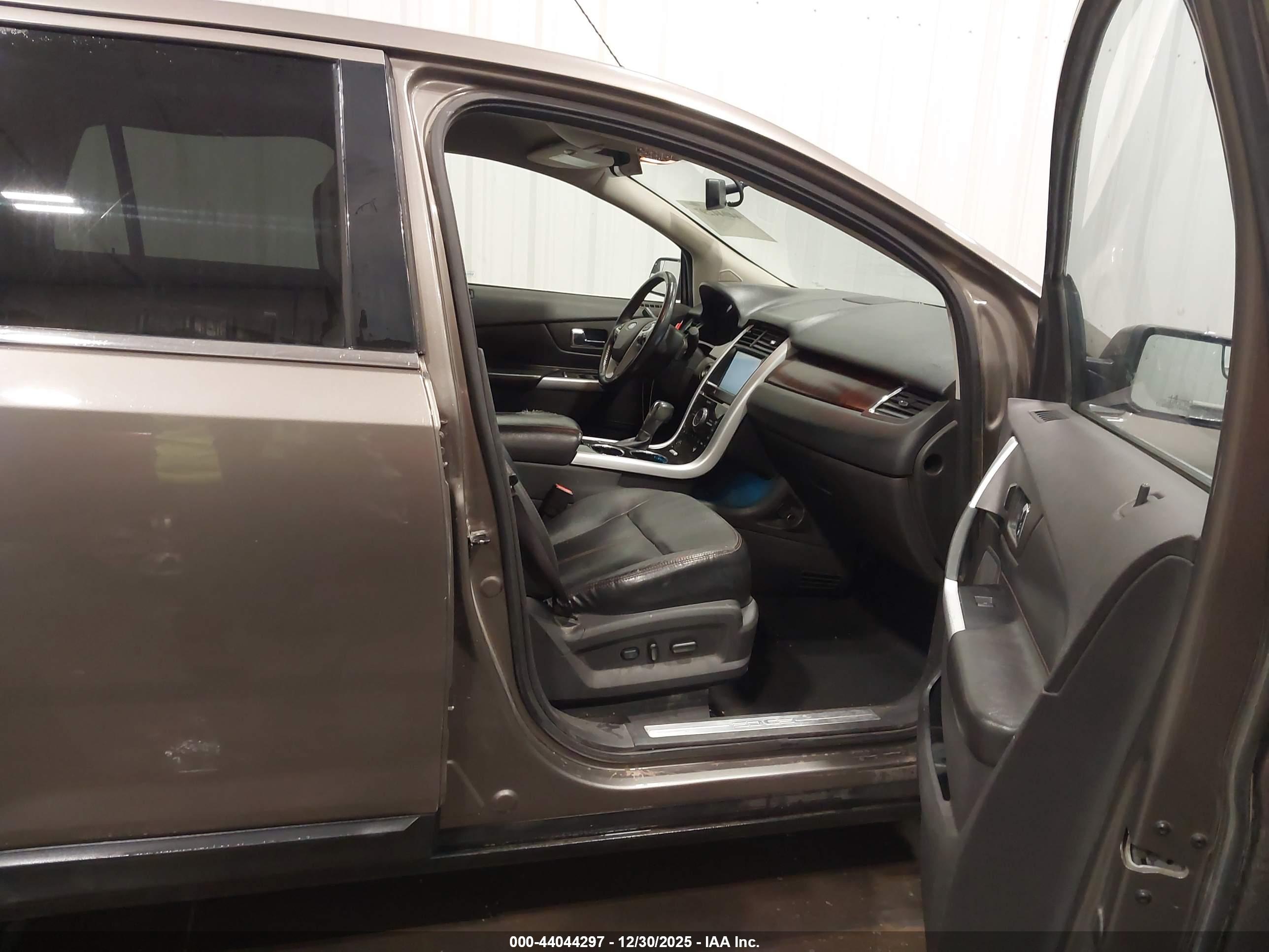 FORD EDGE image 5