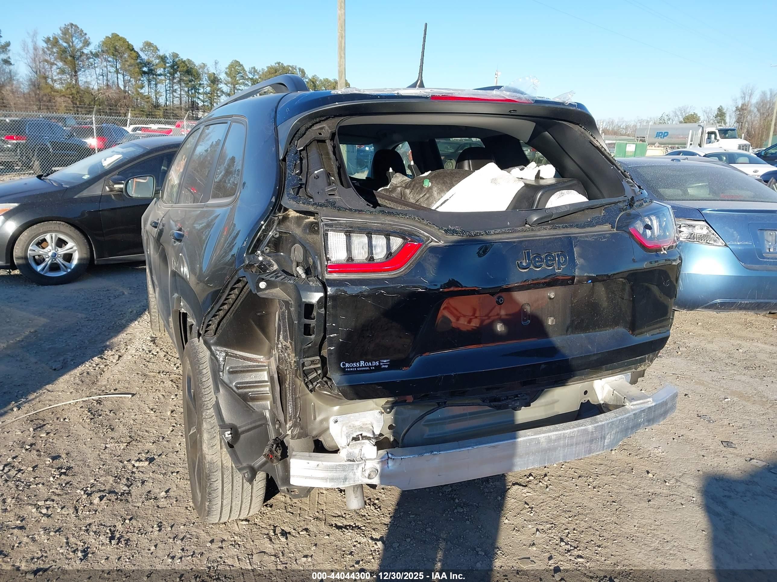 JEEP CHEROKEE image 6