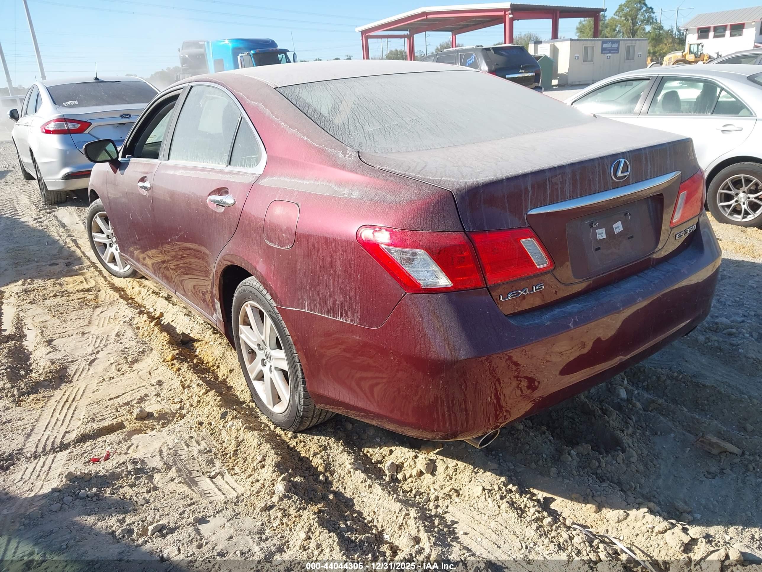 LEXUS ES image 3
