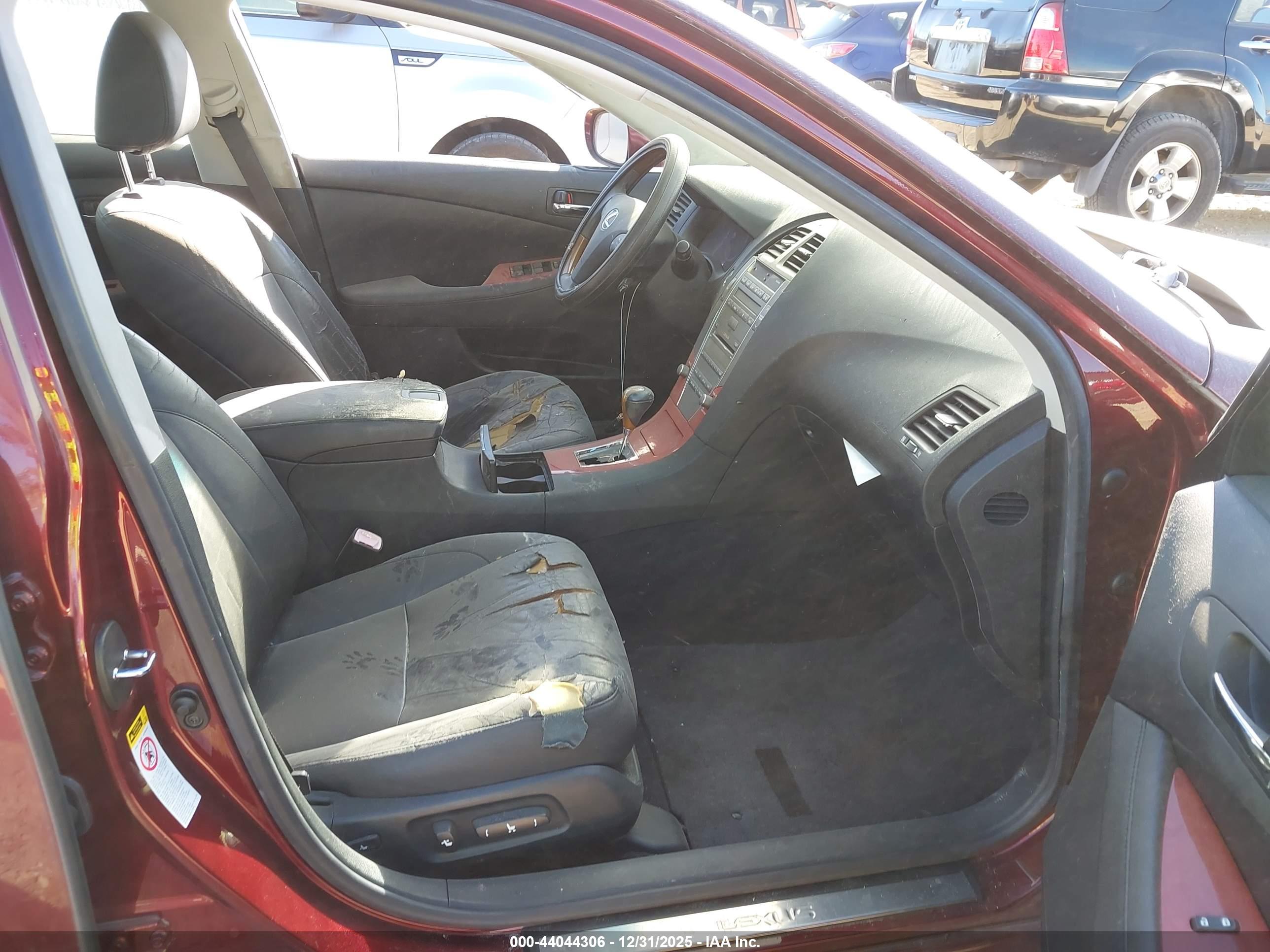 LEXUS ES image 5