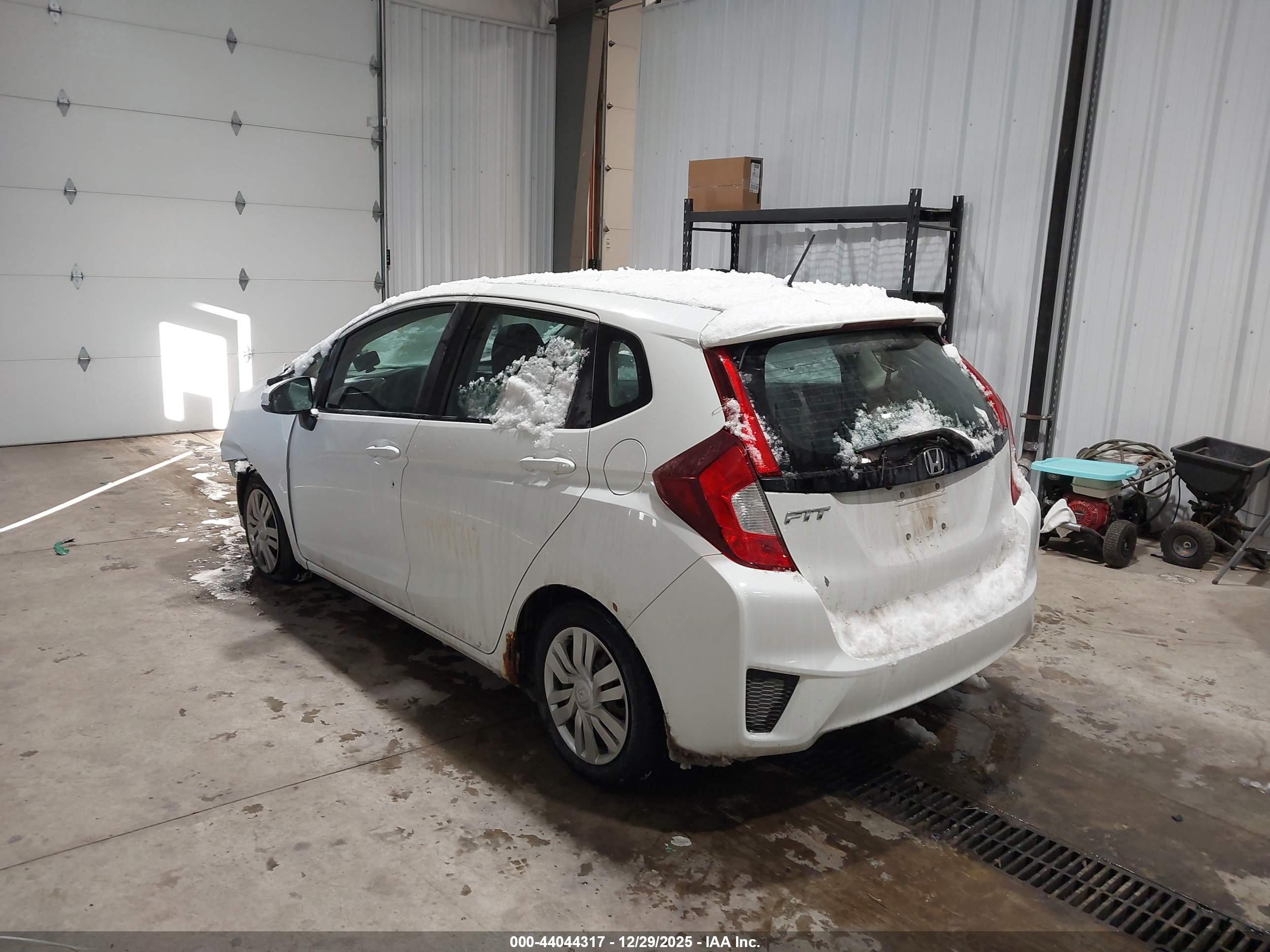 HONDA FIT image 3