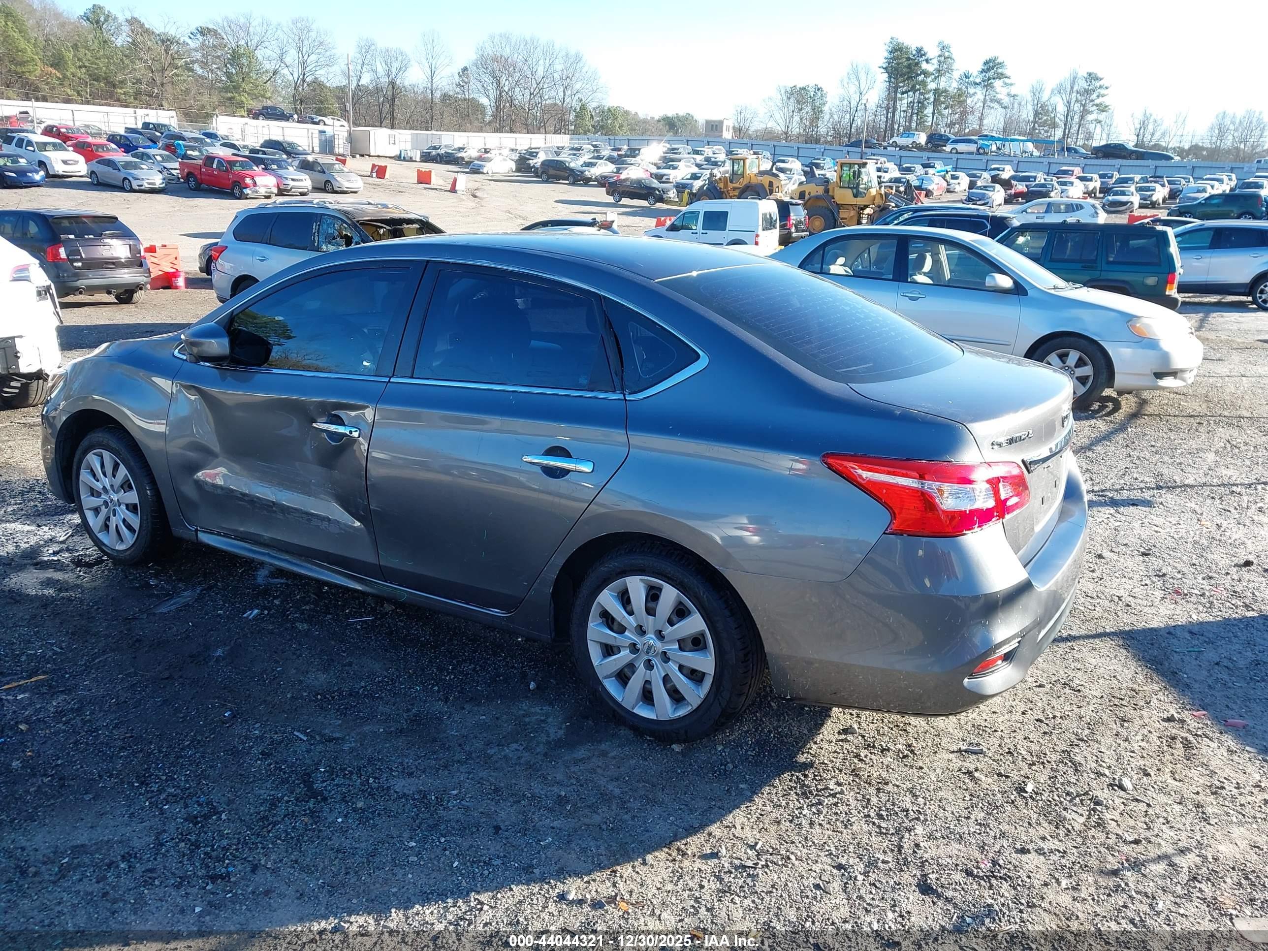 NISSAN SENTRA image 3