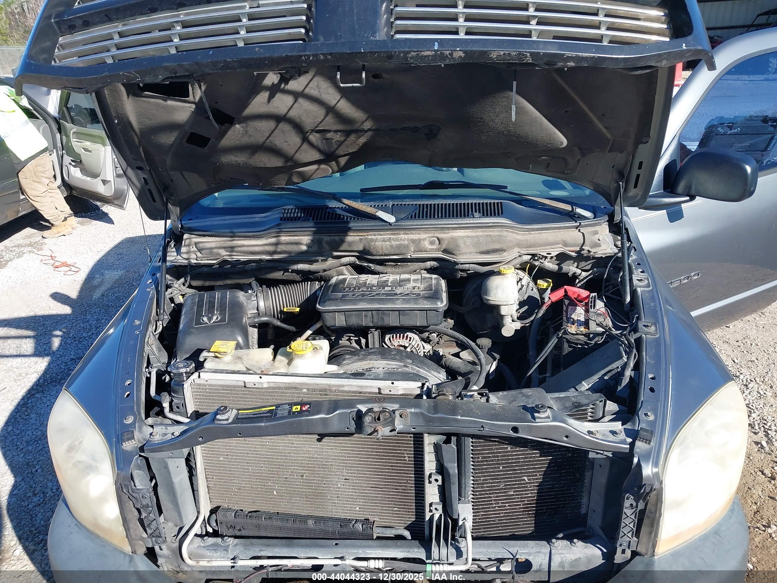 DODGE RAM image 10