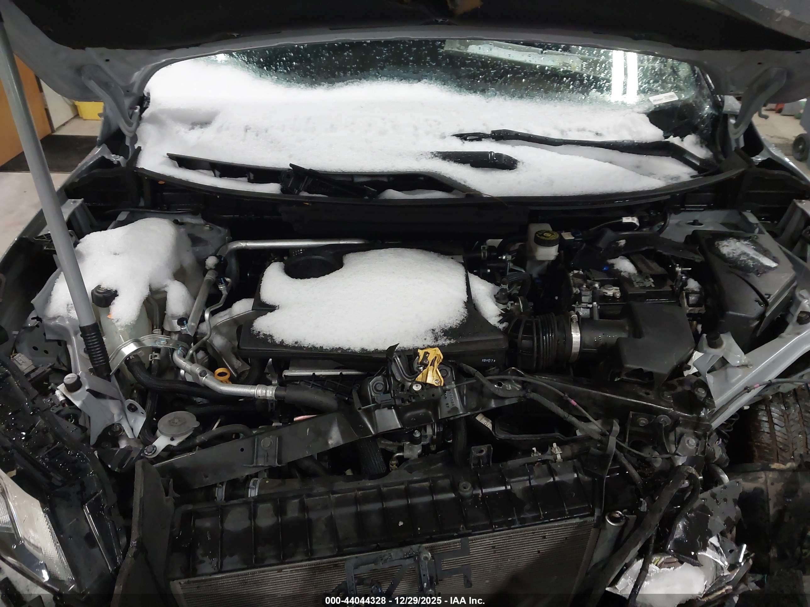 NISSAN ROGUE image 10