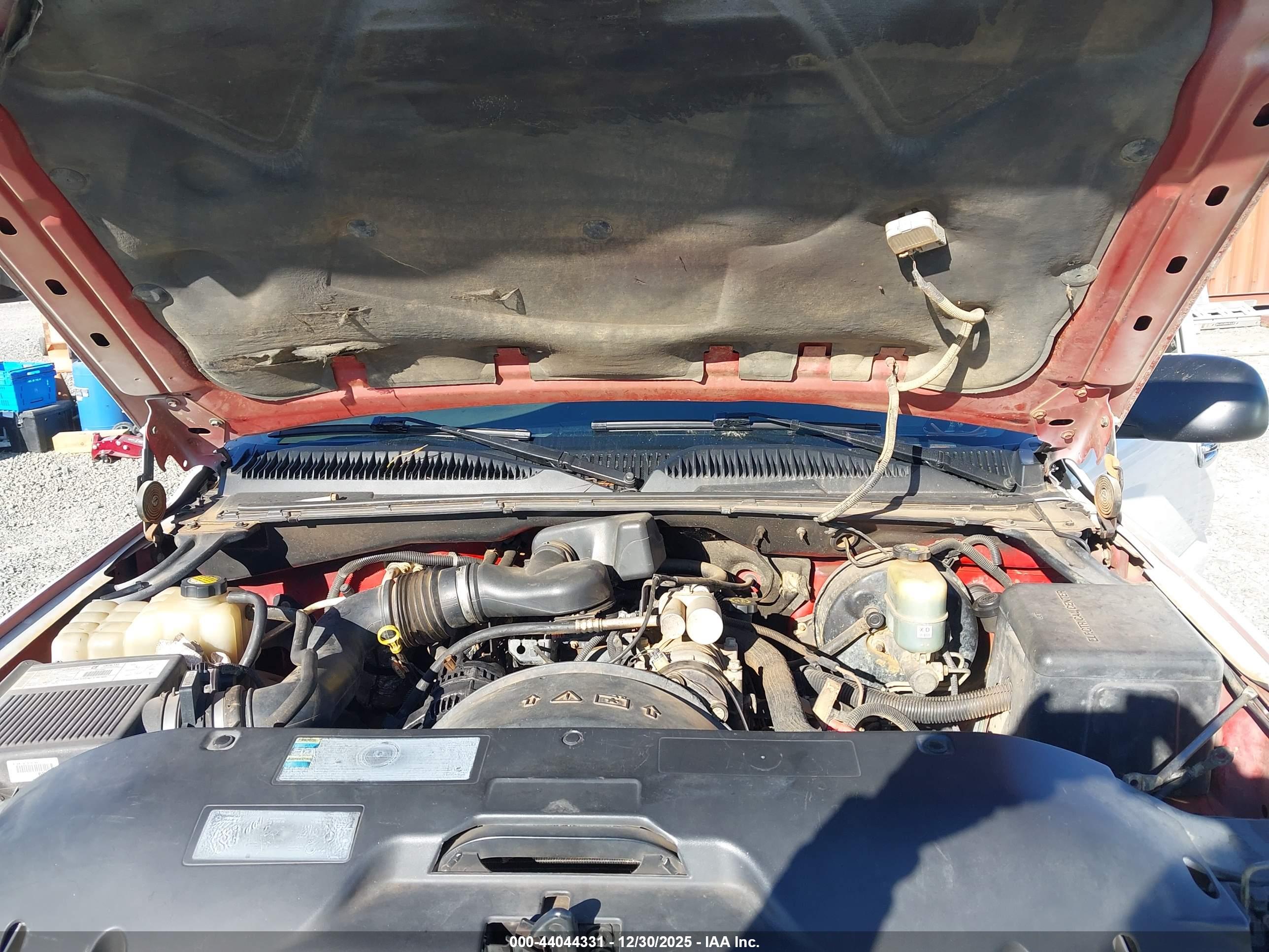 CHEVROLET SILVERADO image 10