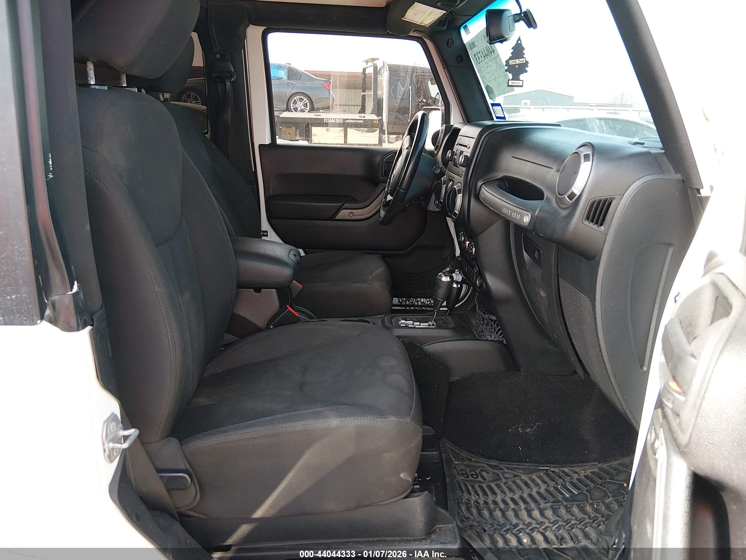 JEEP WRANGLER image 5