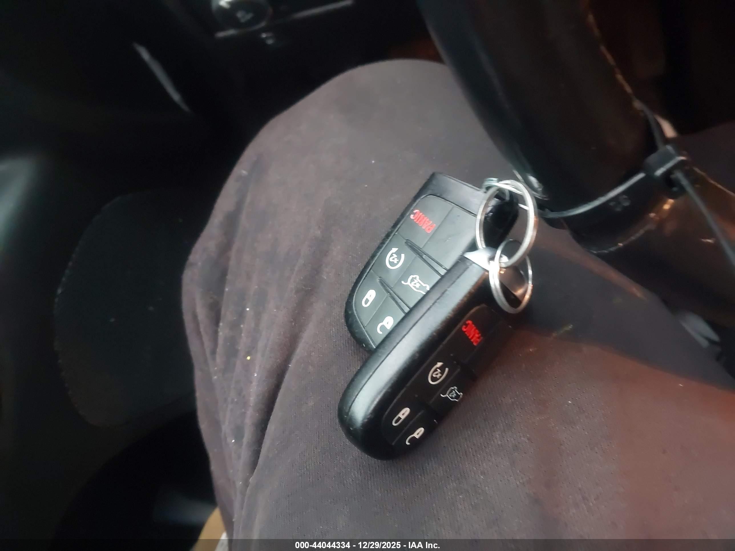 JEEP GRAND image 11