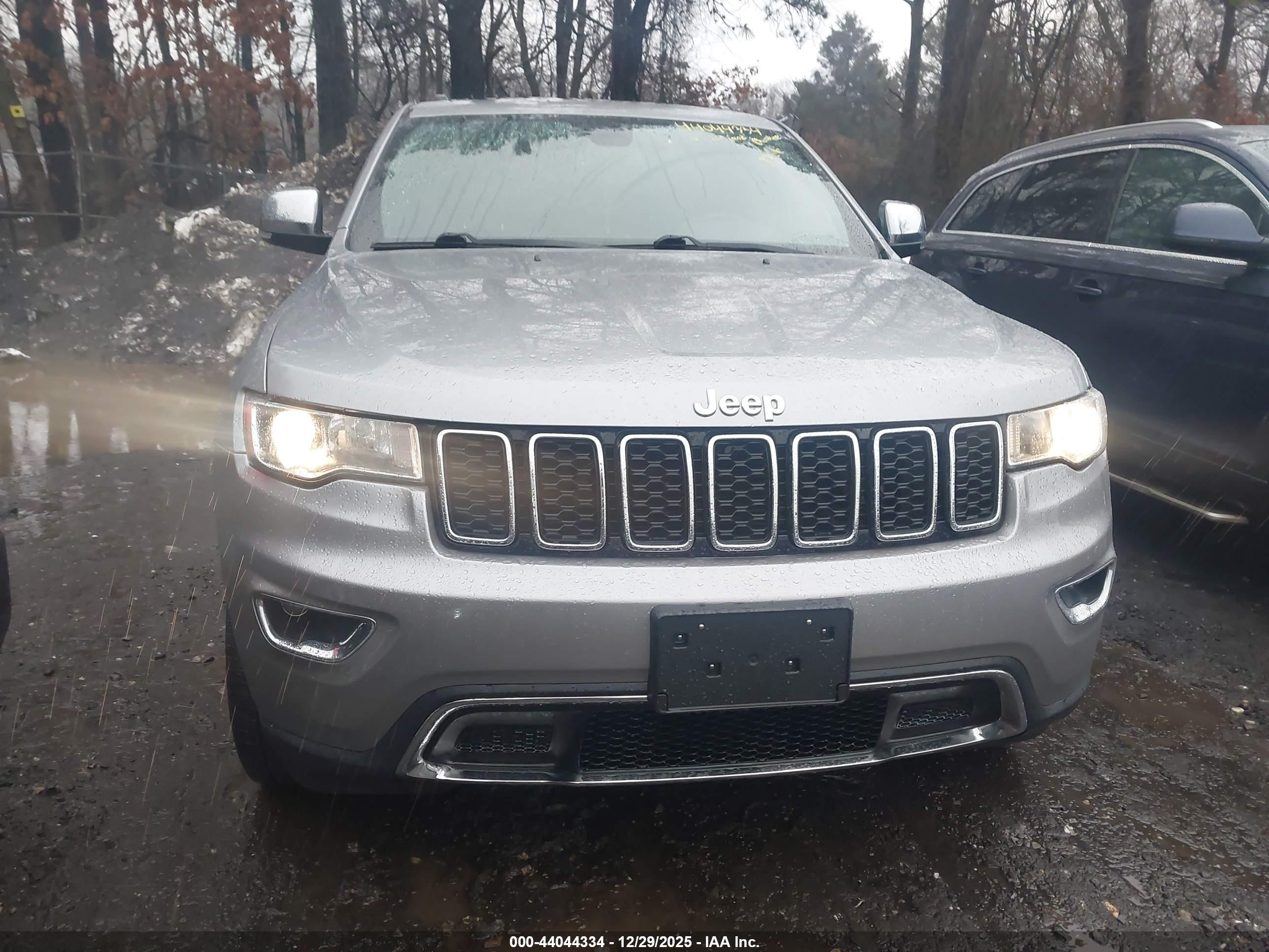 JEEP GRAND image 6
