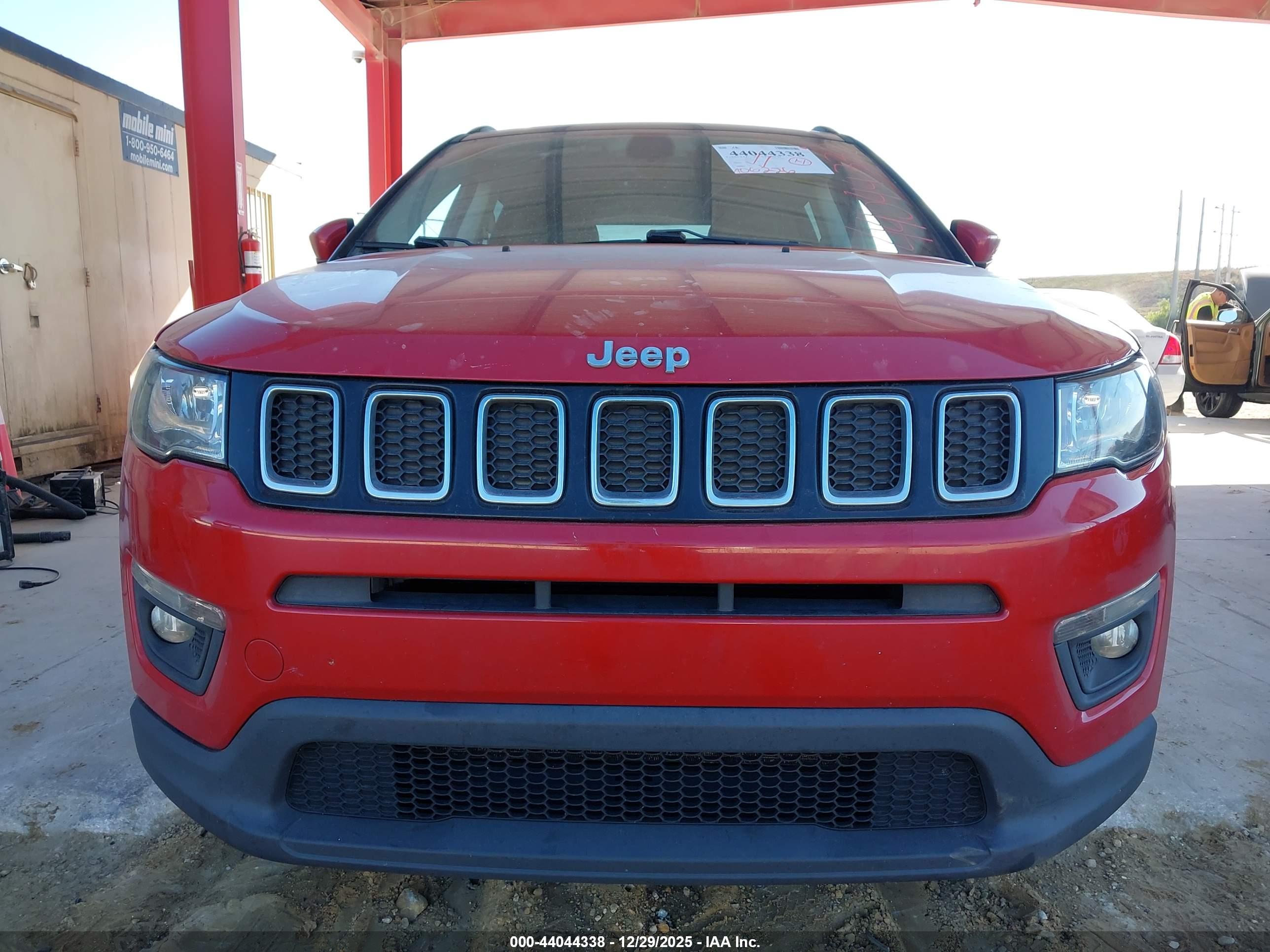 JEEP COMPASS image 6