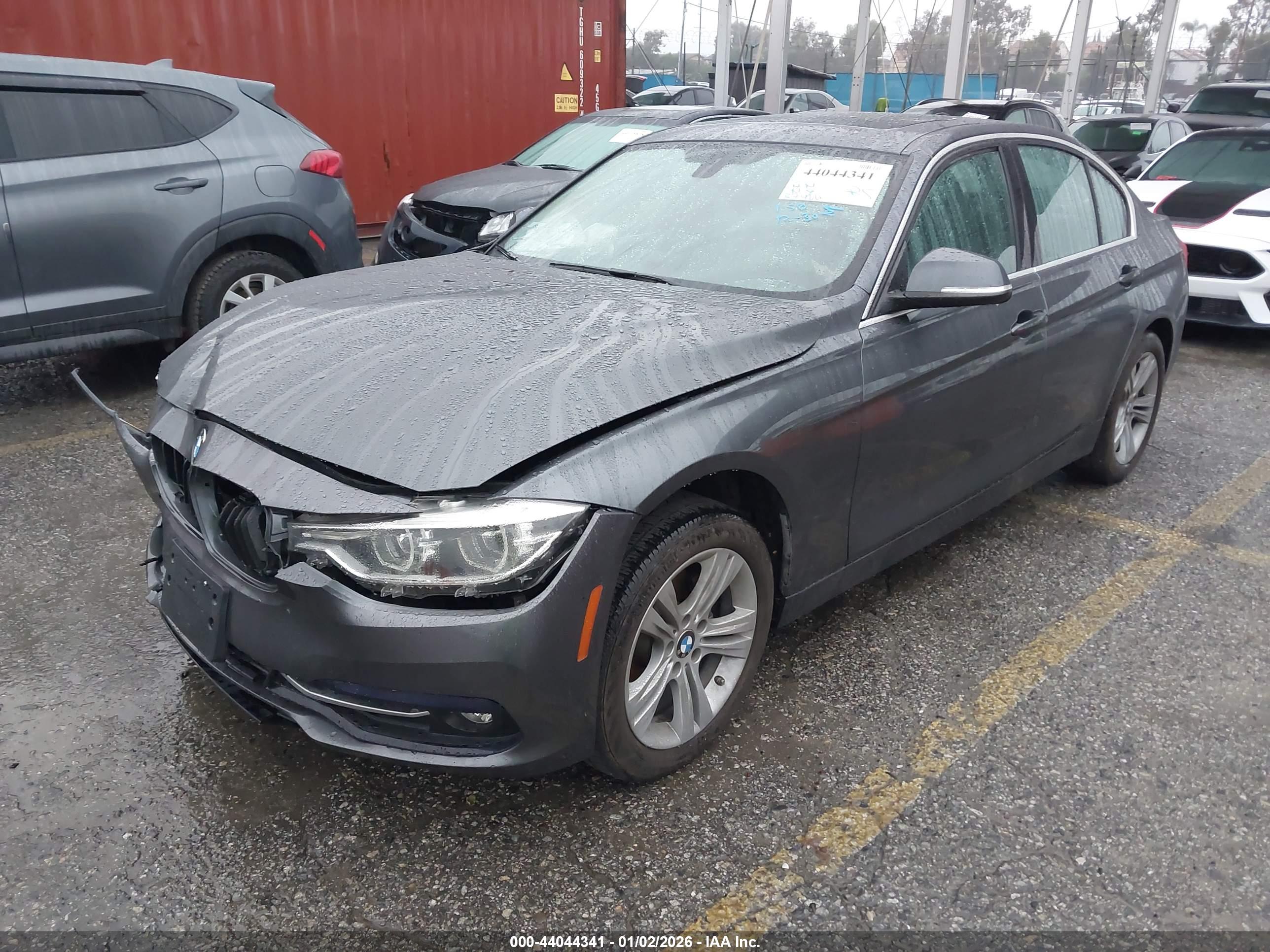 BMW 330I image 2