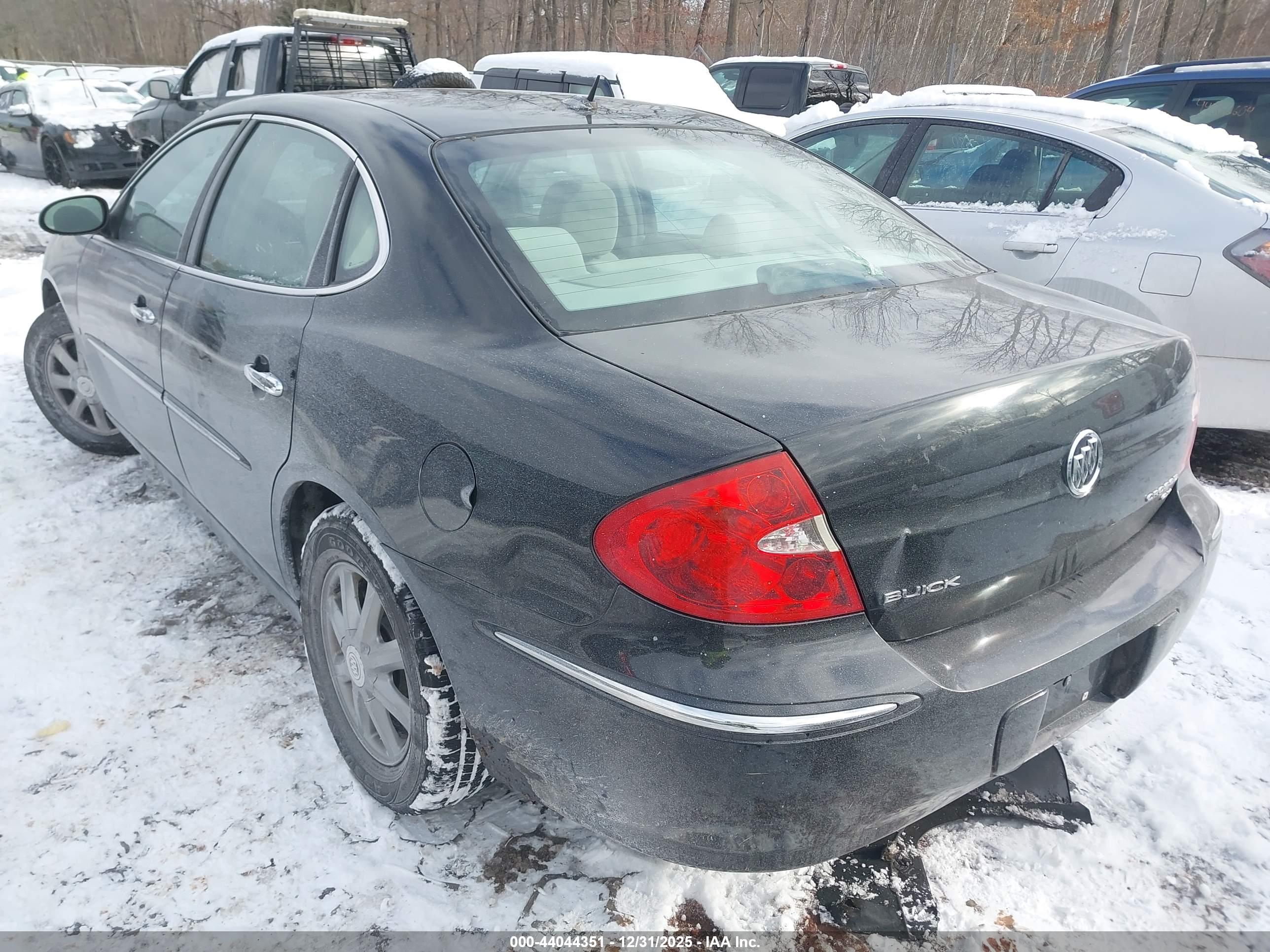 BUICK LACROSSE image 3